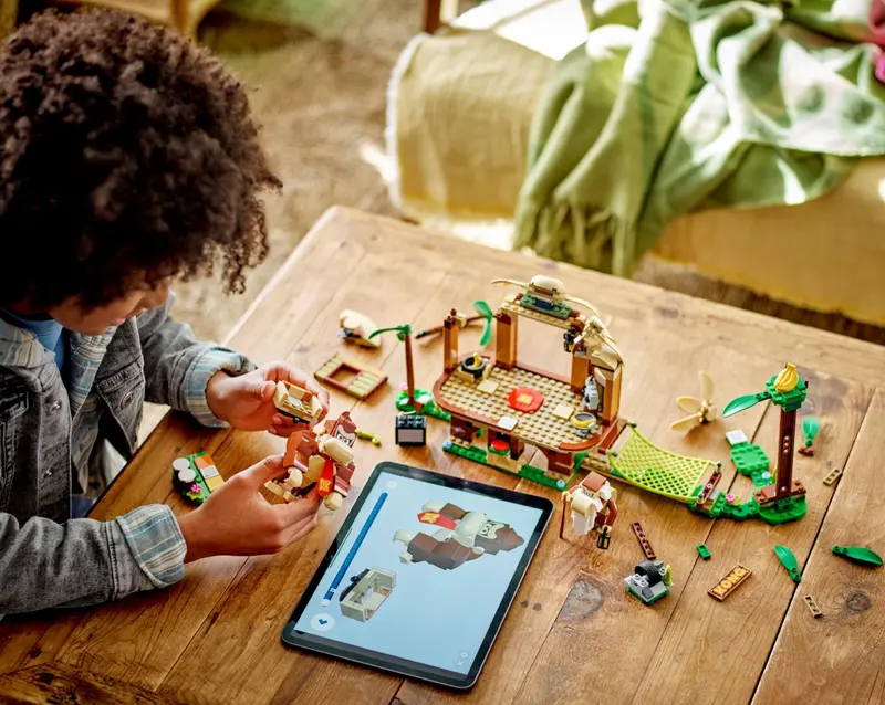 LEGO  Donkey Kong's Tree House Expansion Set