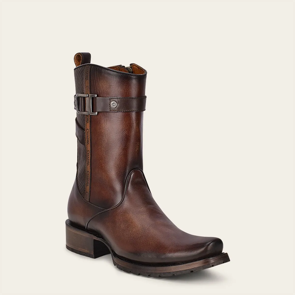 Bota urbana para caballero en piel genuina