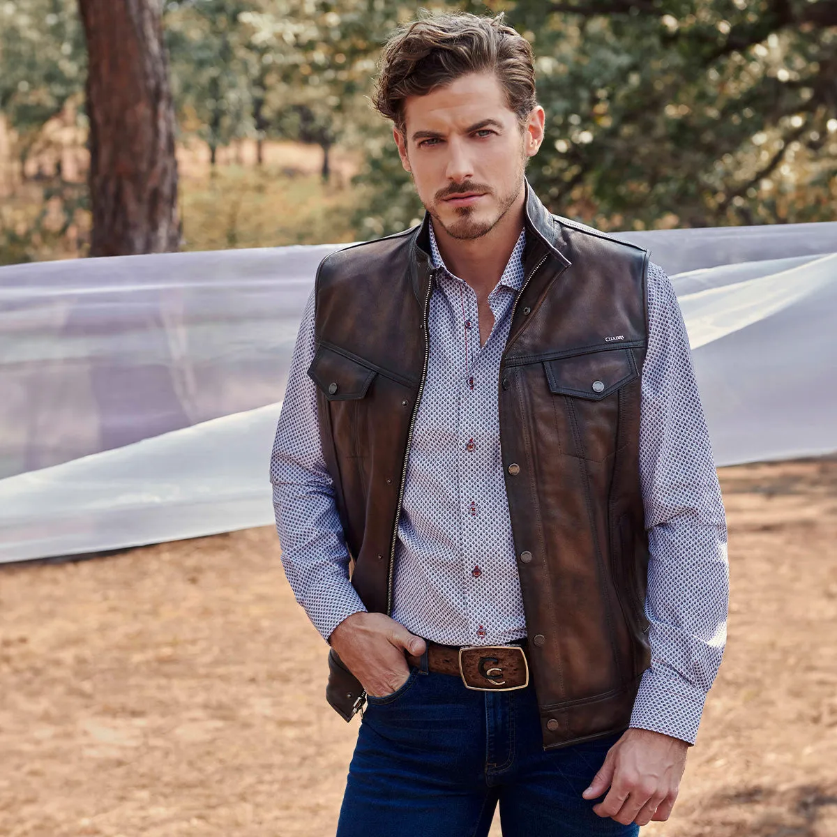 Chaleco Doble Vista En Piel Genuina.