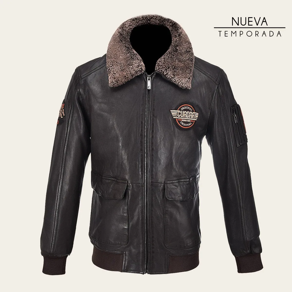 Chamarra En Piel Genuina Con Cuello De Pelo.