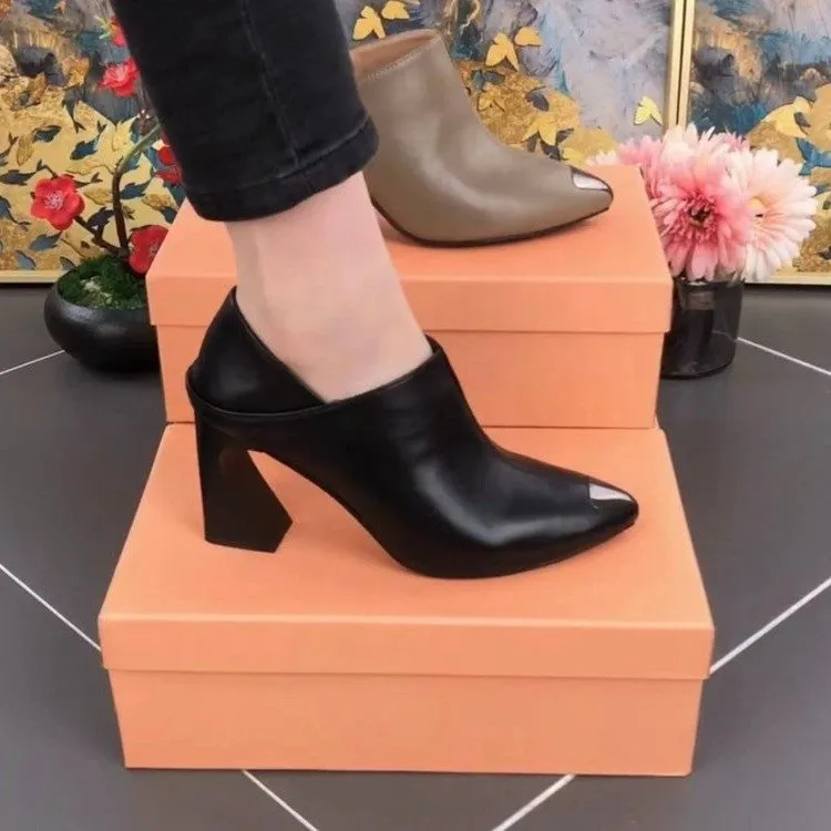 Zapatos piel suave tacón medio