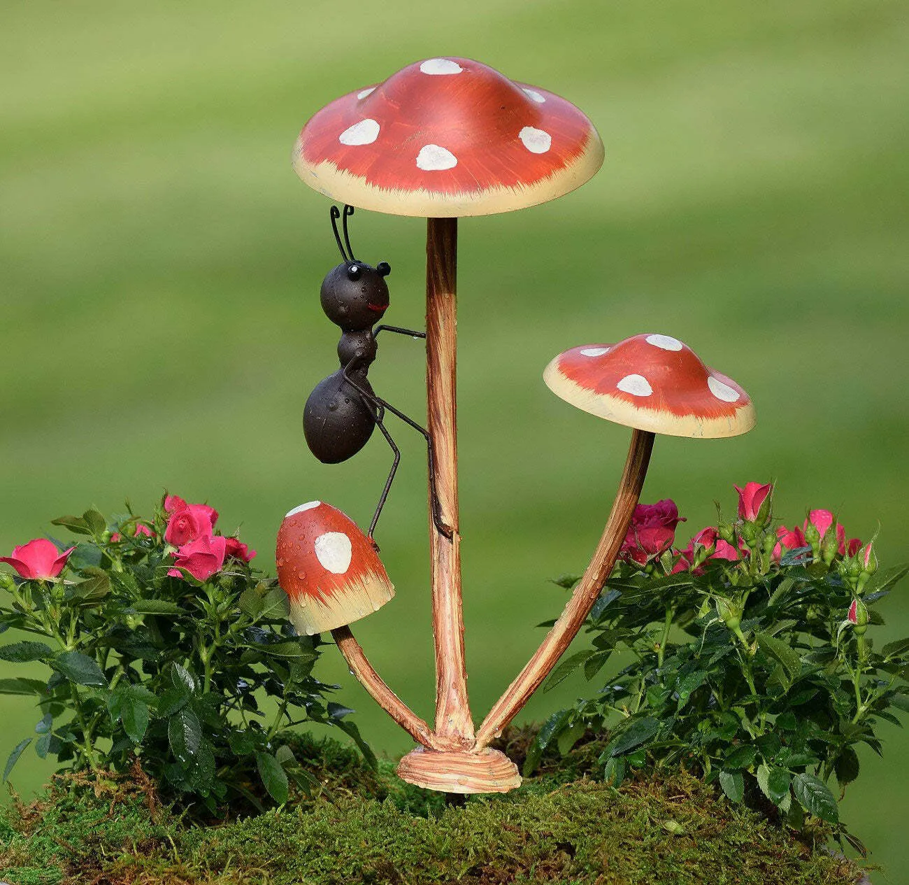 Funny Ants on Mushrooms Garden Stakes - Set of 6