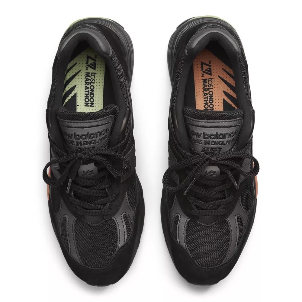 MADE in UK London Edition 991v2