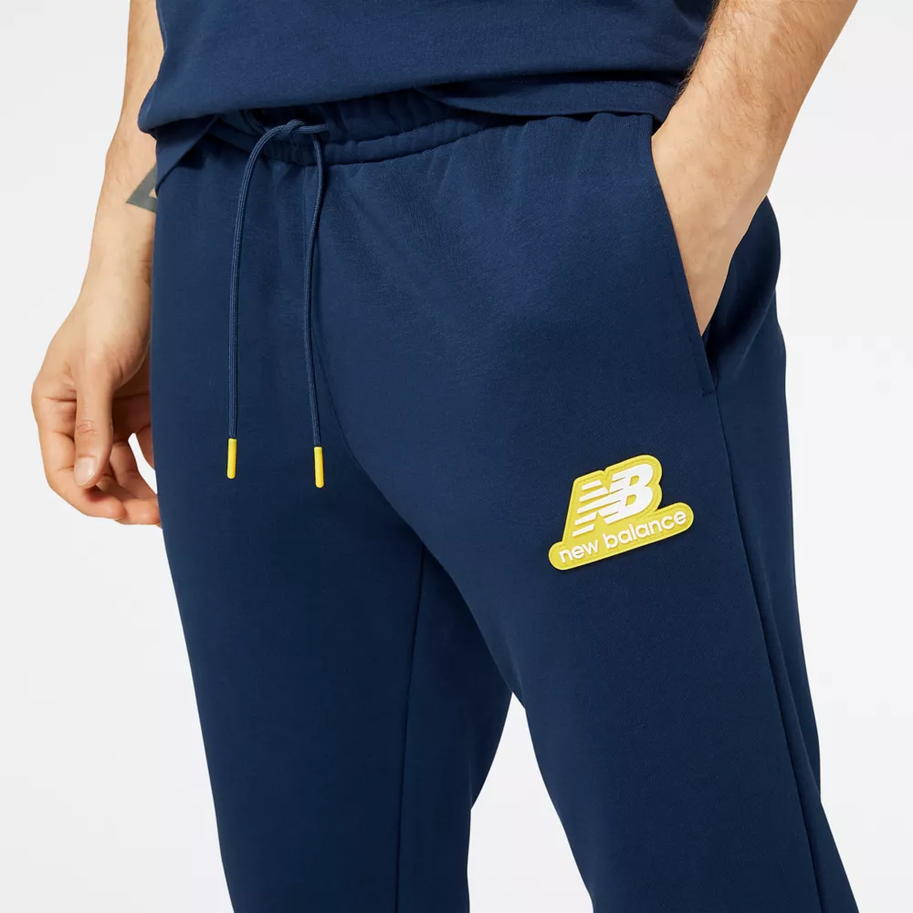 NB Essentials Stacked Rubber Pack Sweatpant