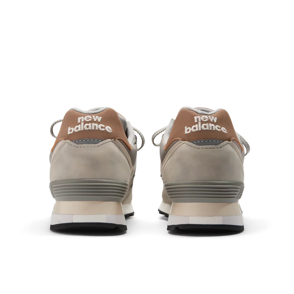 MADE in UK 576 Nostalgic Sepia