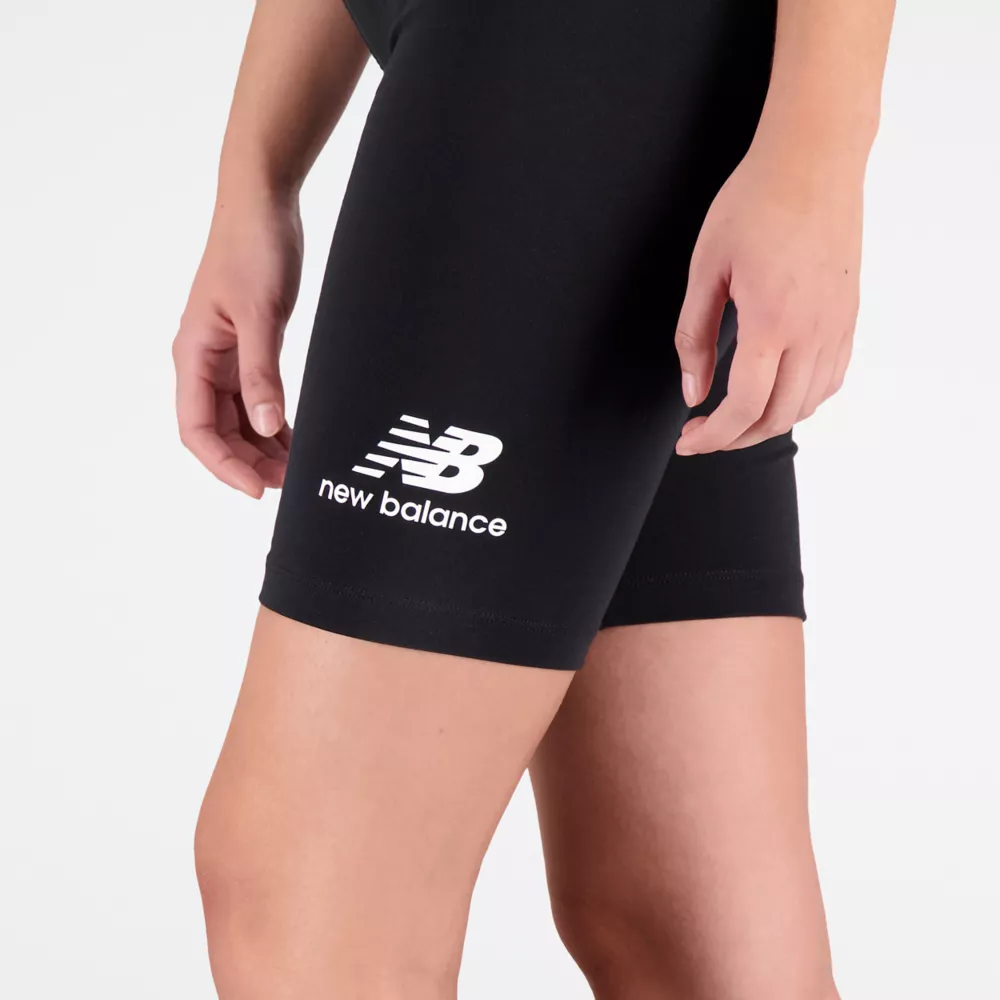 NB Essentials Stacked Fitted Short