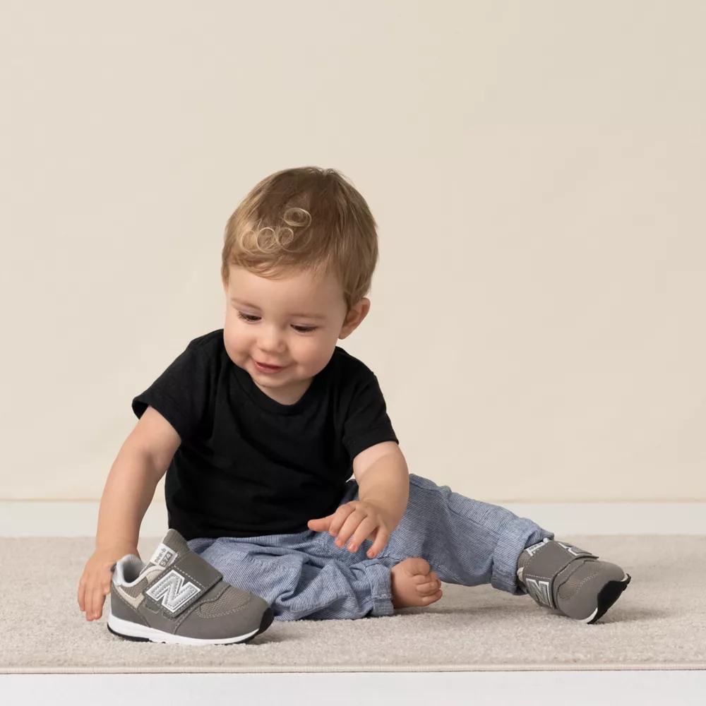 574 NEW-B Hook & Loop