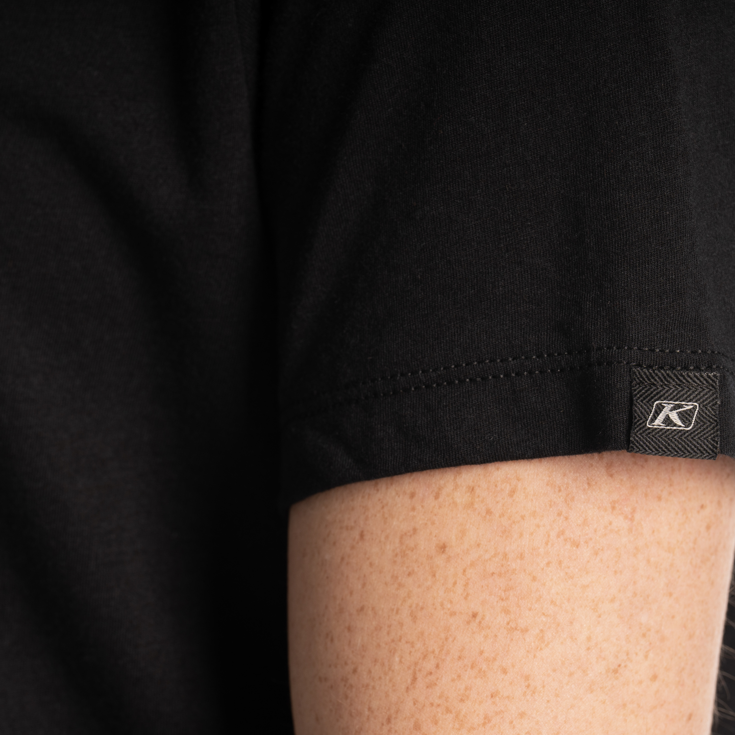 ADVENTURE TRI-BLEND TEE