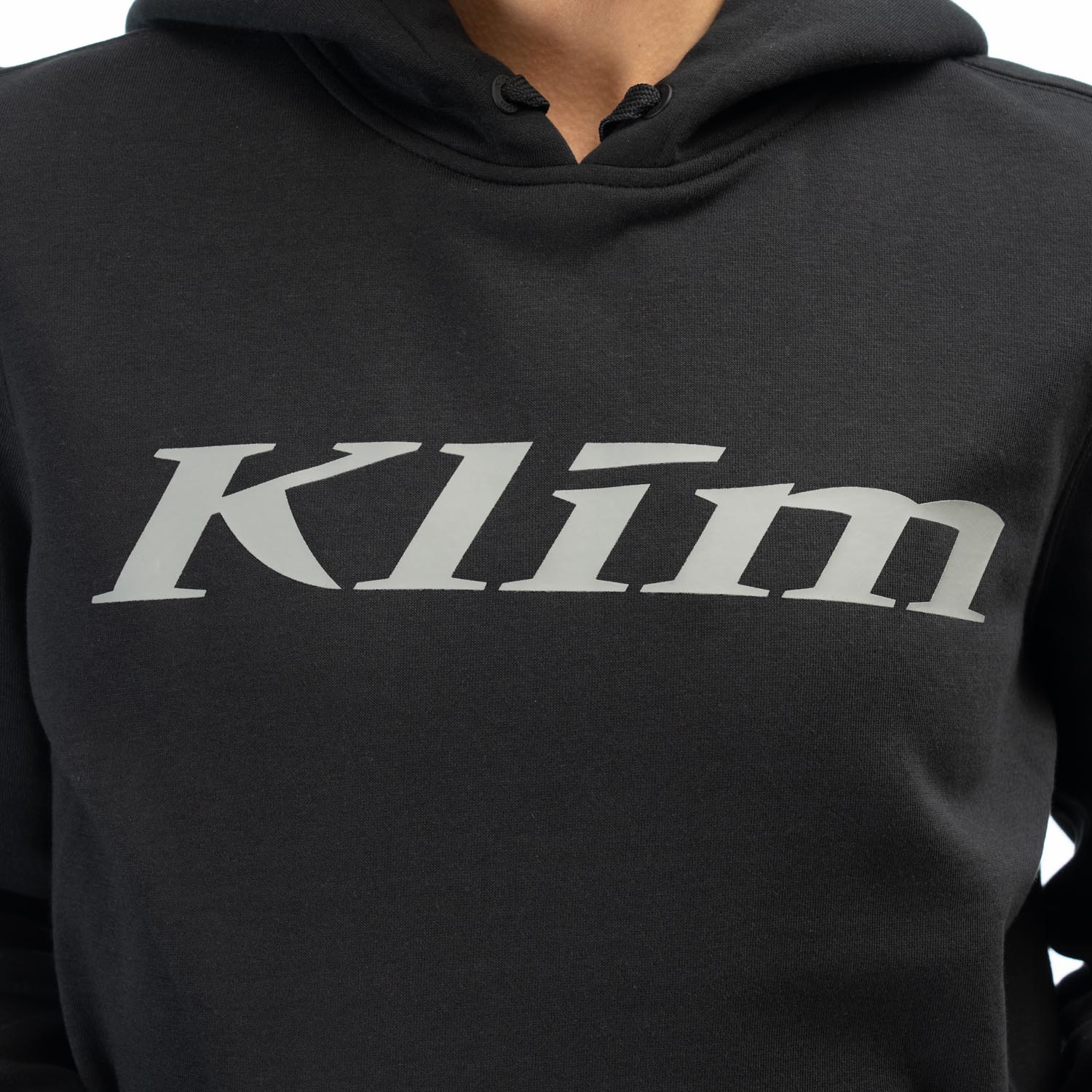 PULLOVER HOODIE