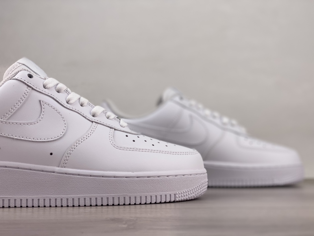 Nike Air Force Classic White