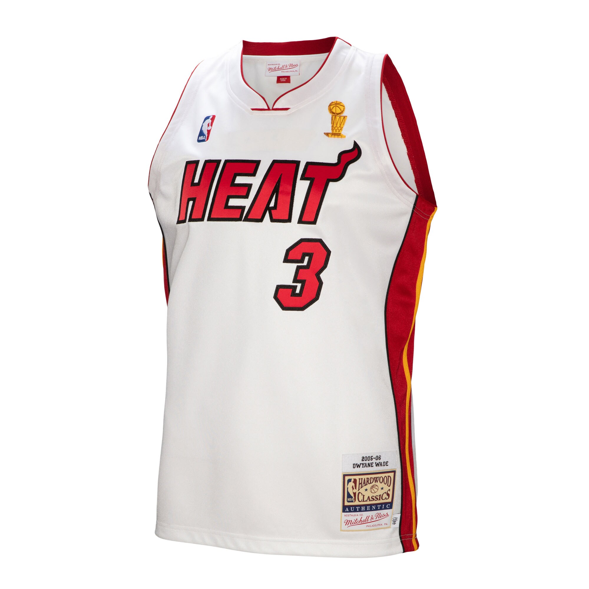 Dwyane Wade Miami Heat Mitchell & Ness 2005-06 Authentic Player Jersey - White