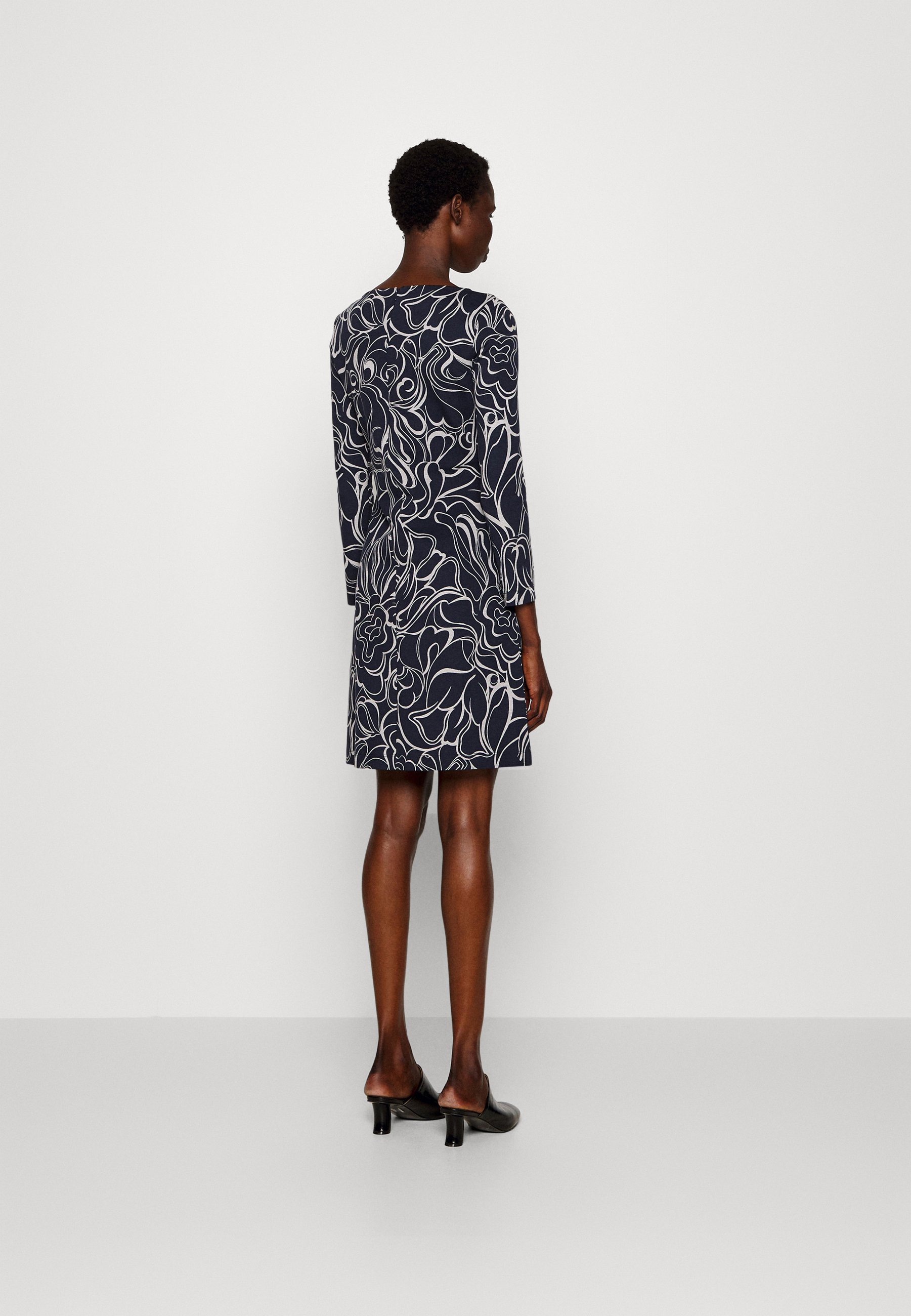 JUMCOS - Jersey dress