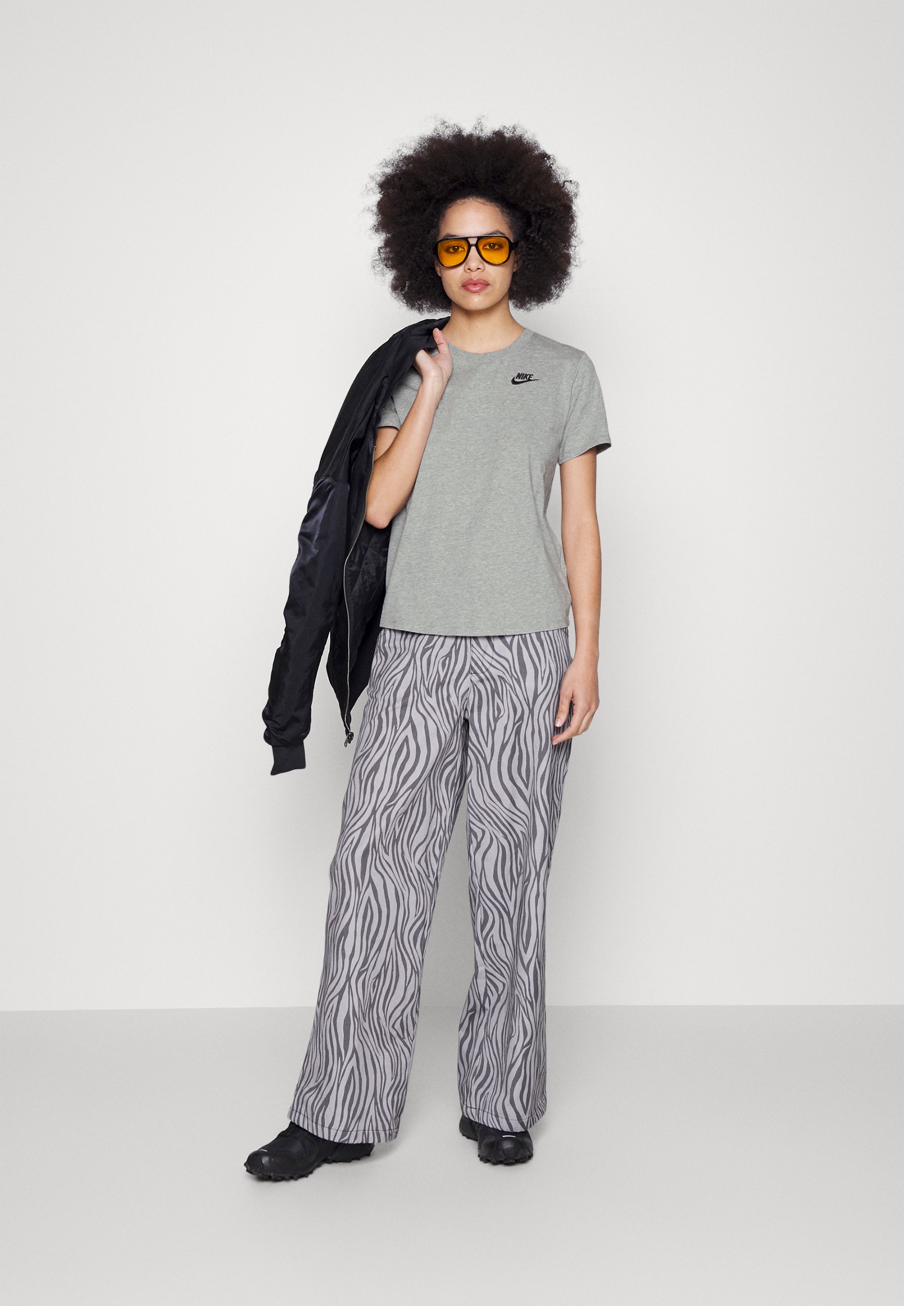 TEE CLUB - Basic T-shirt -grey heather