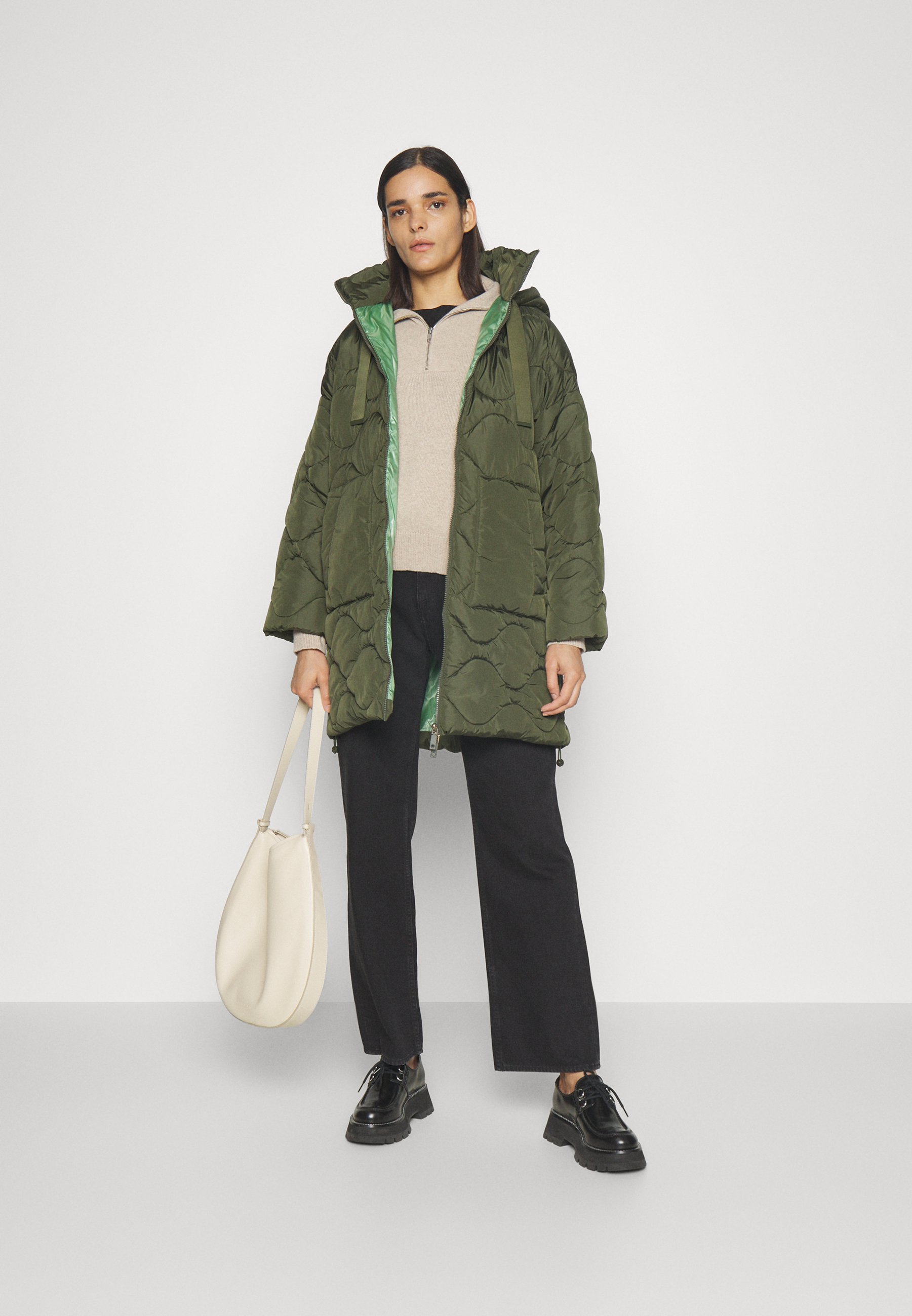 CHIUDERE - Winter coat