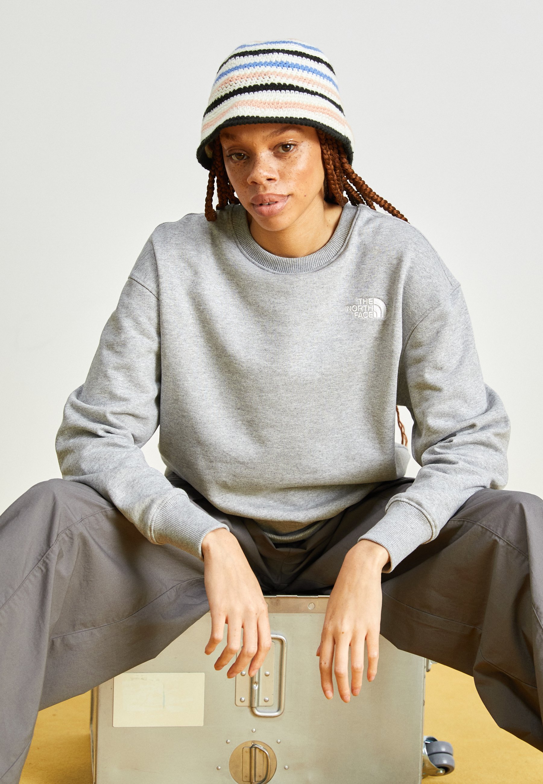 ESSENTIAL CREW - Sweatshirt