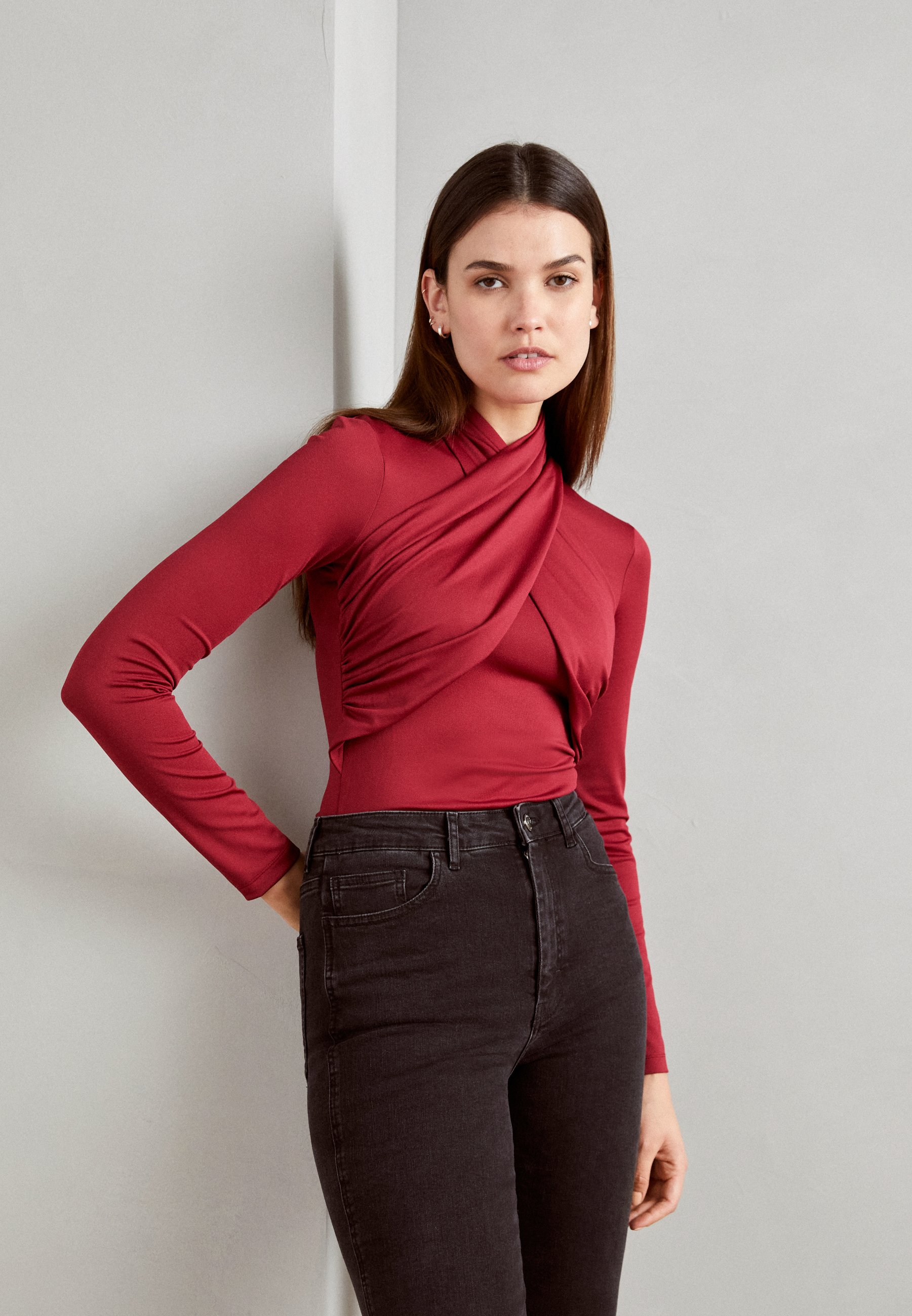 Long sleeved top