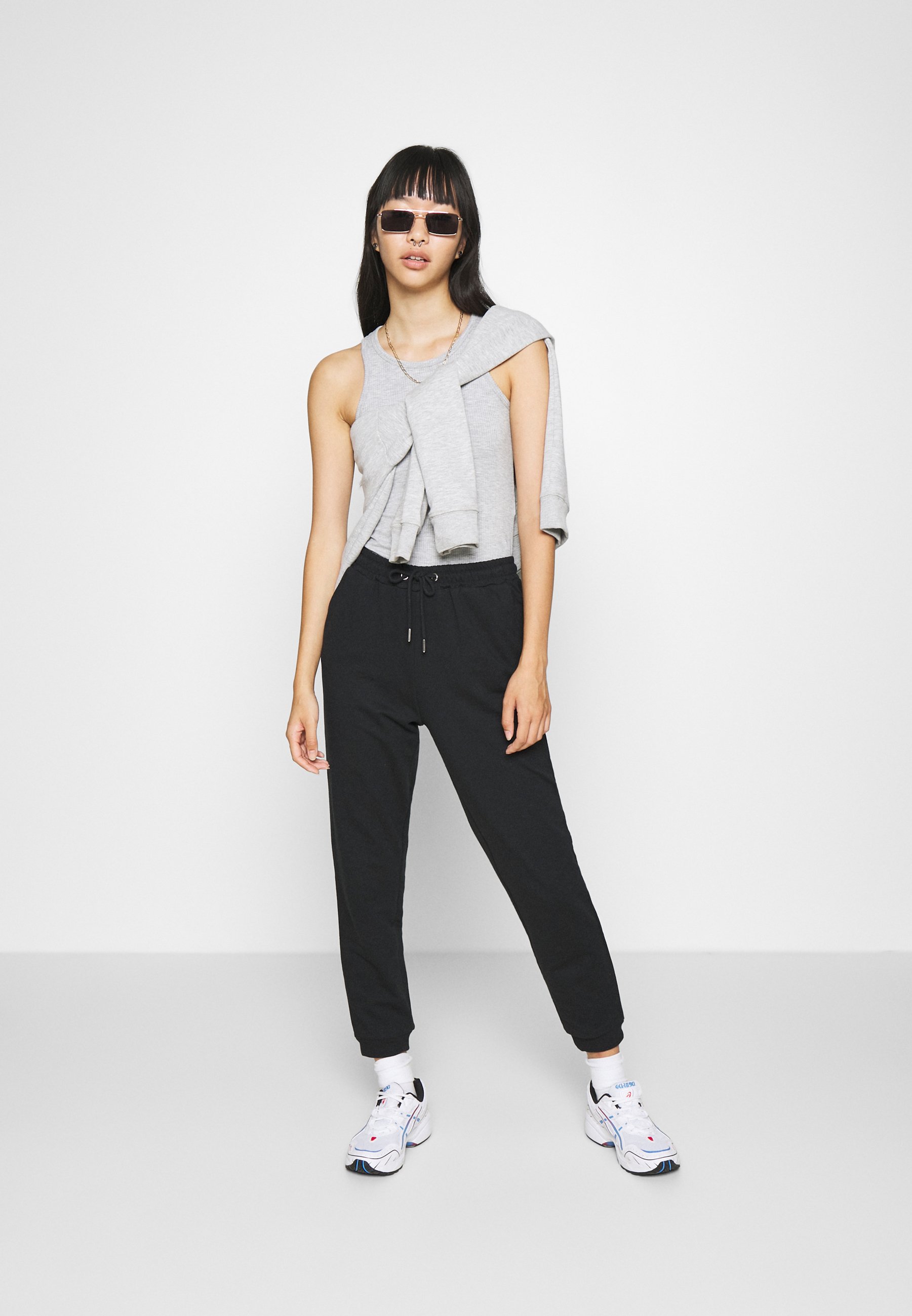 REGULAR FIT JOGGERS - Tracksuit bottoms