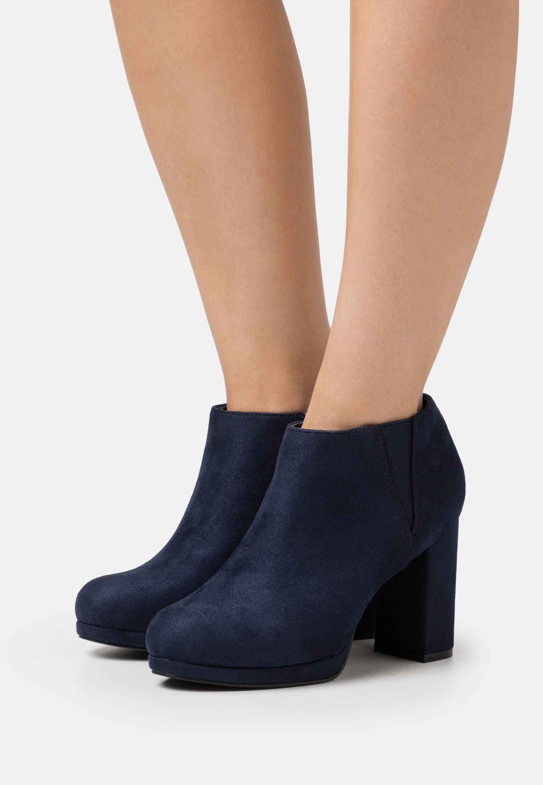 Platform heels