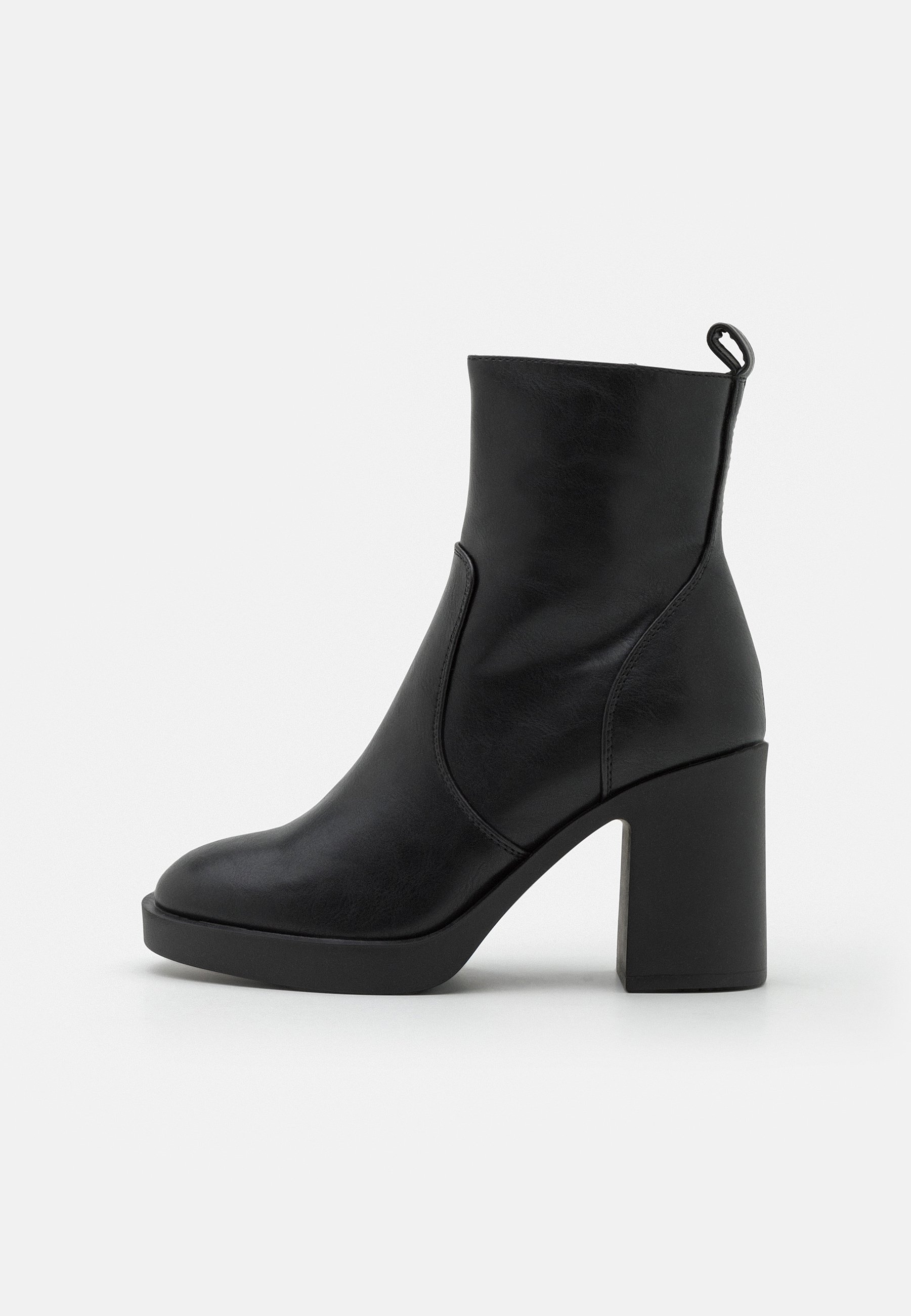 Platform ankle boots