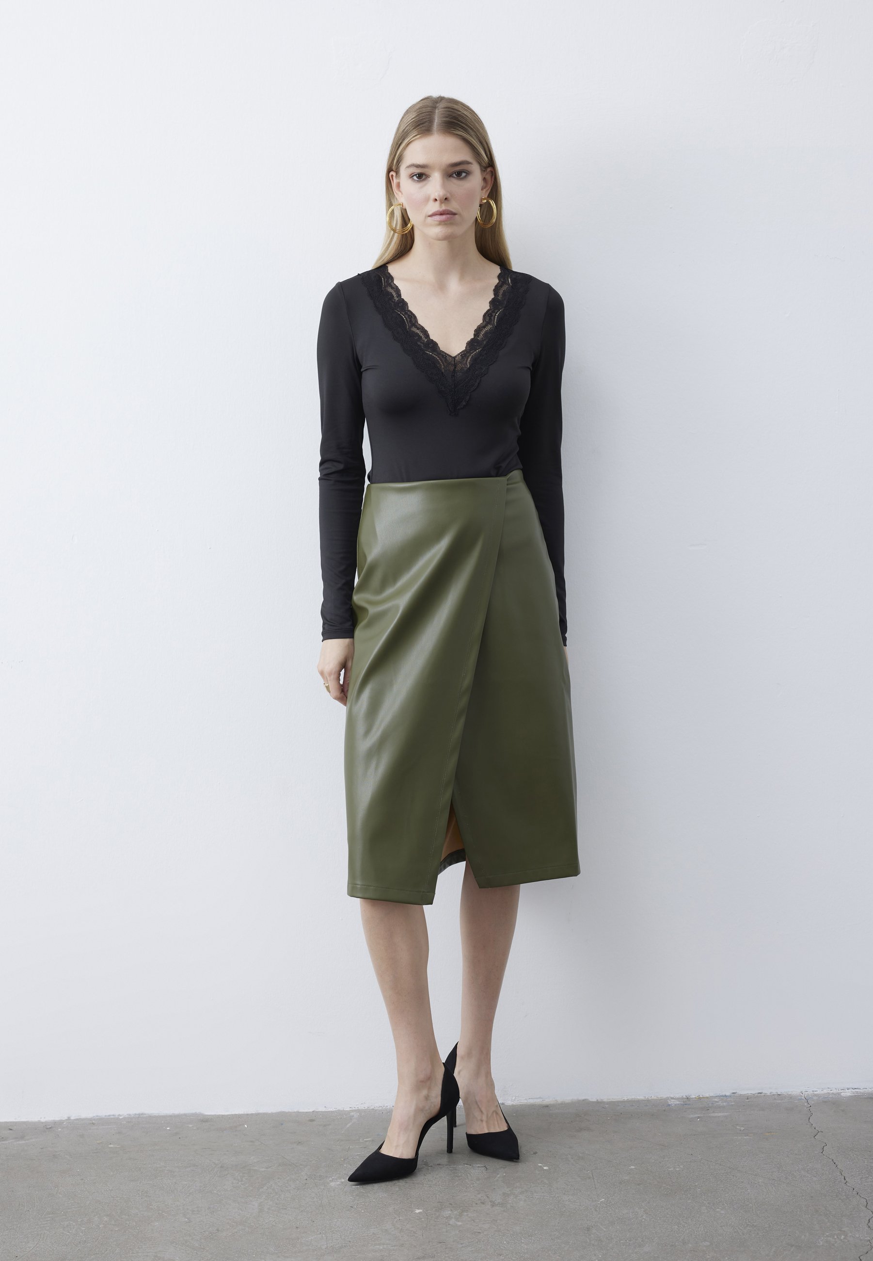 Wrap skirt
