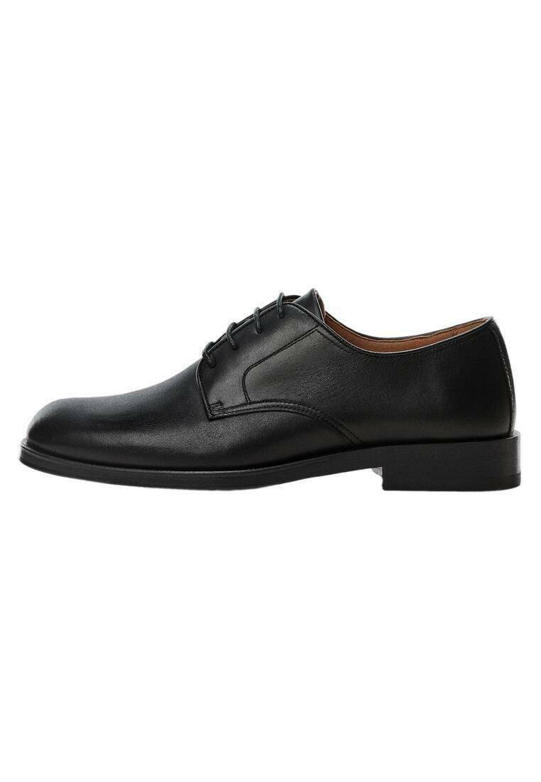 MADRID - Smart lace-ups