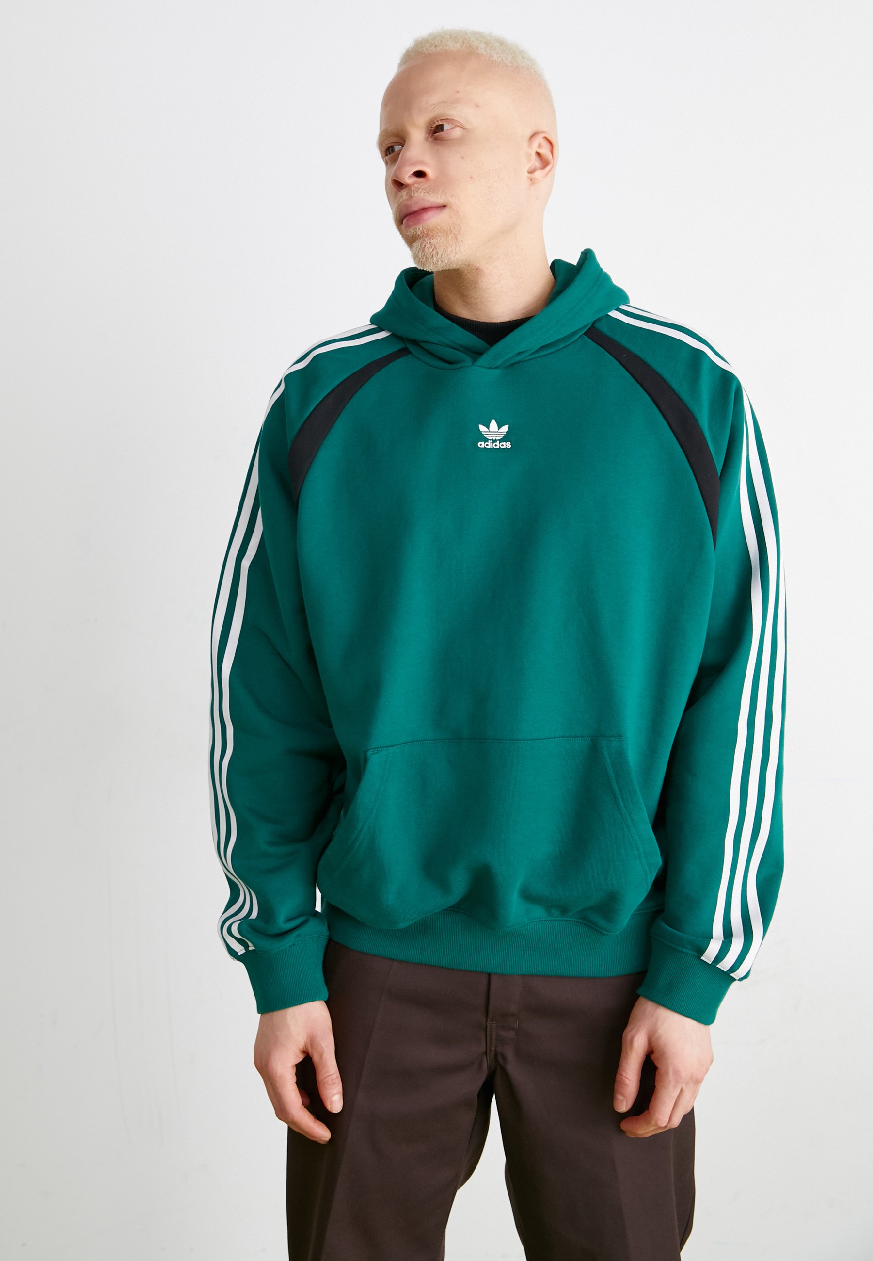 HOODIE - Sweatshirt