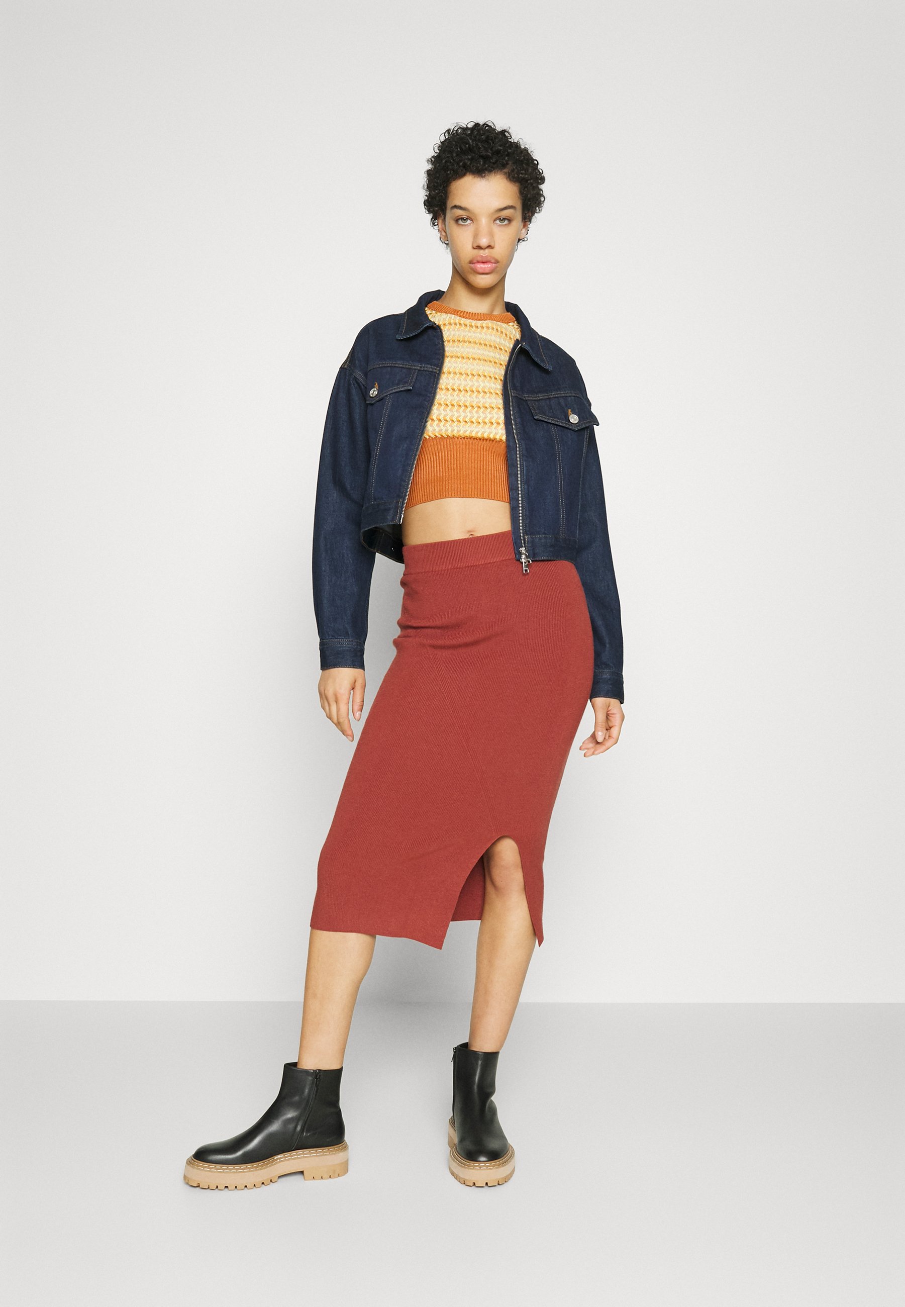 SPLIT FRONT TUBE SKIRT - Pencil skirt