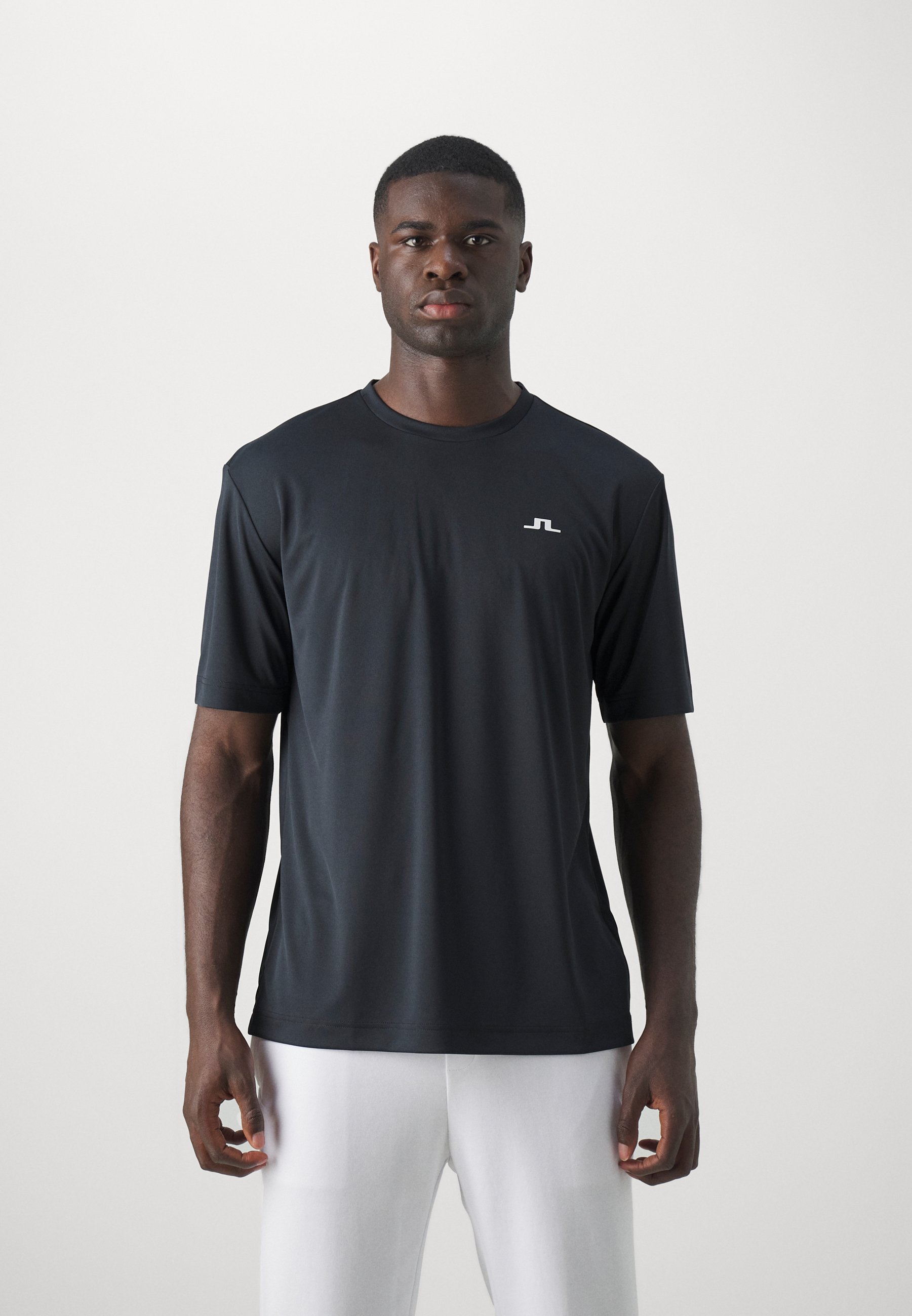ADE - Basic T-shirt