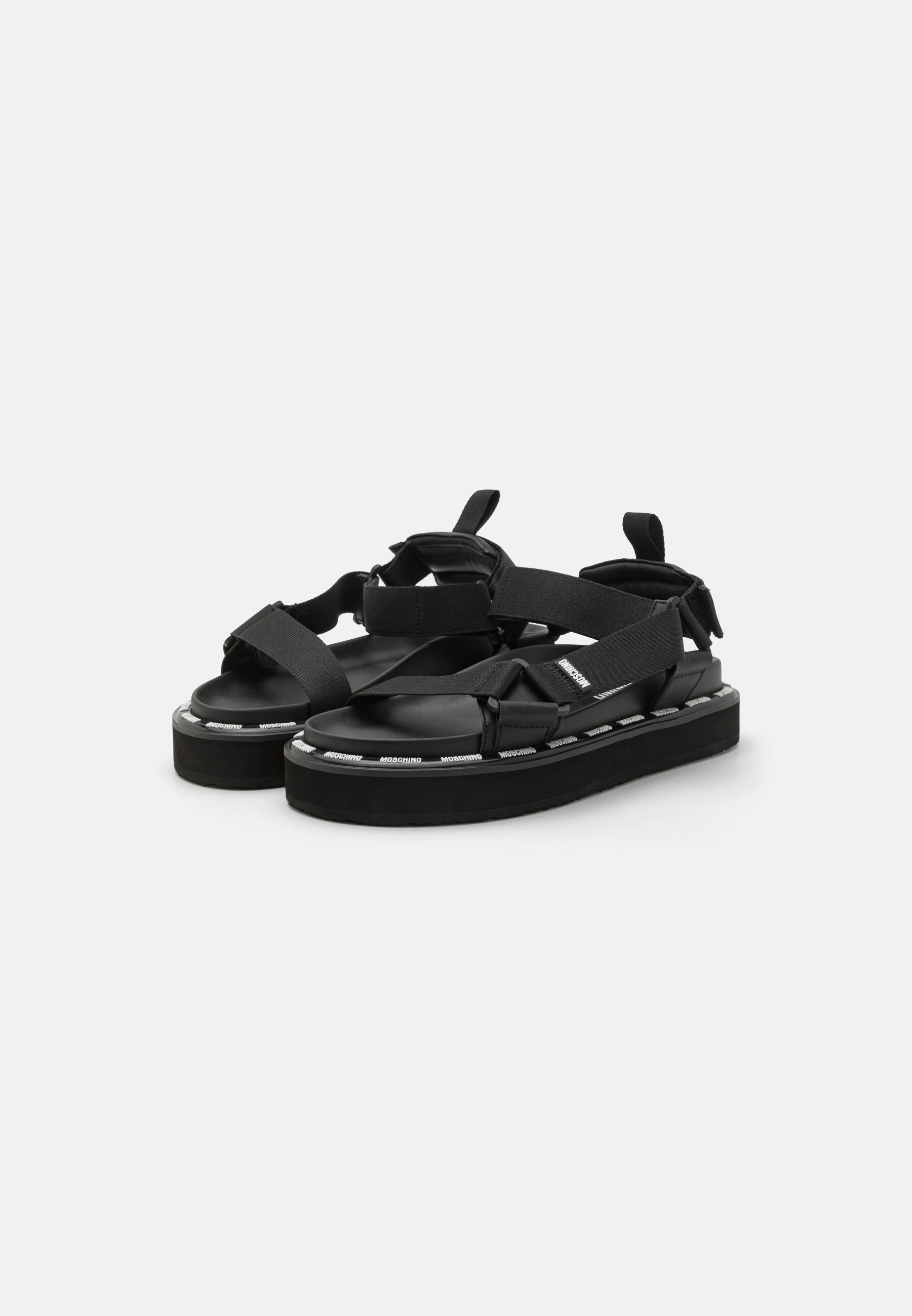 LABEL - Walking sandals