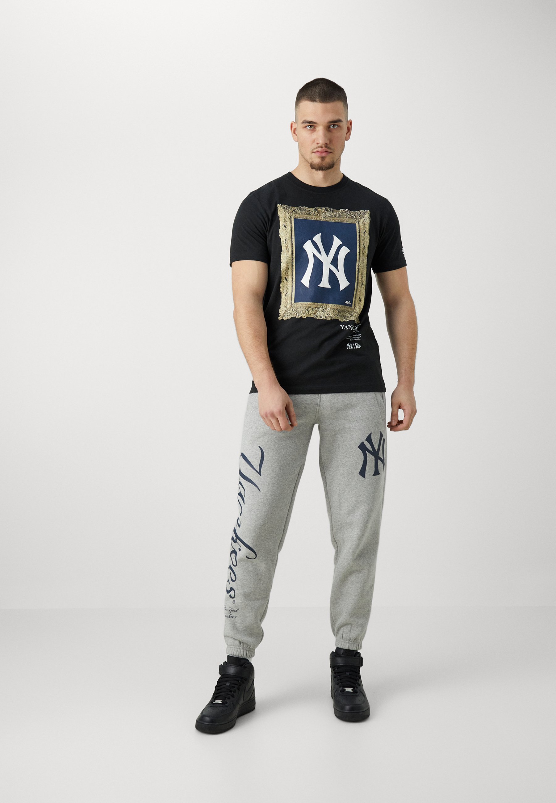 MLB NEW YORK YANKEES CURATED CUSTOMS - Club wear