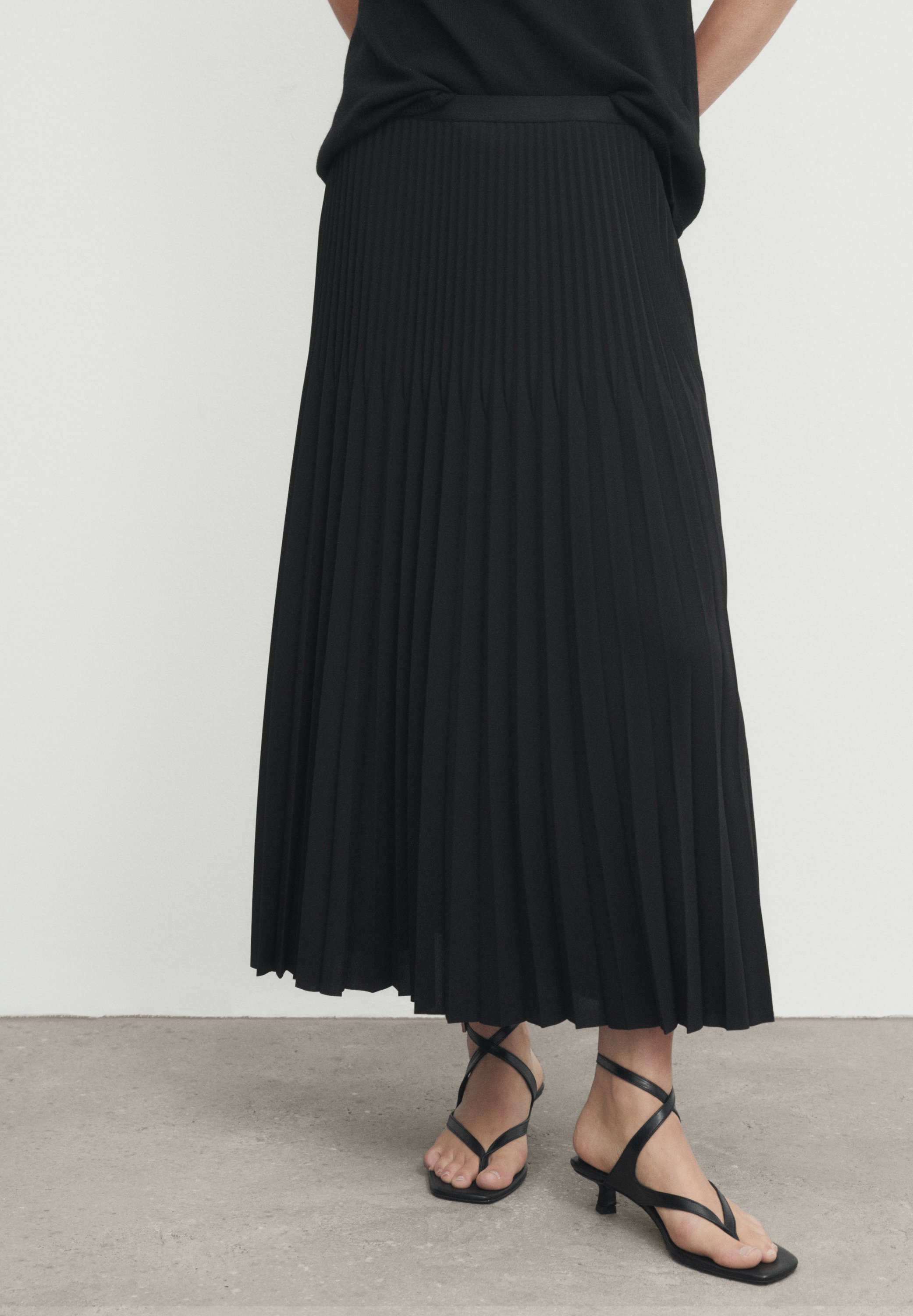MIDI - A-line skirt