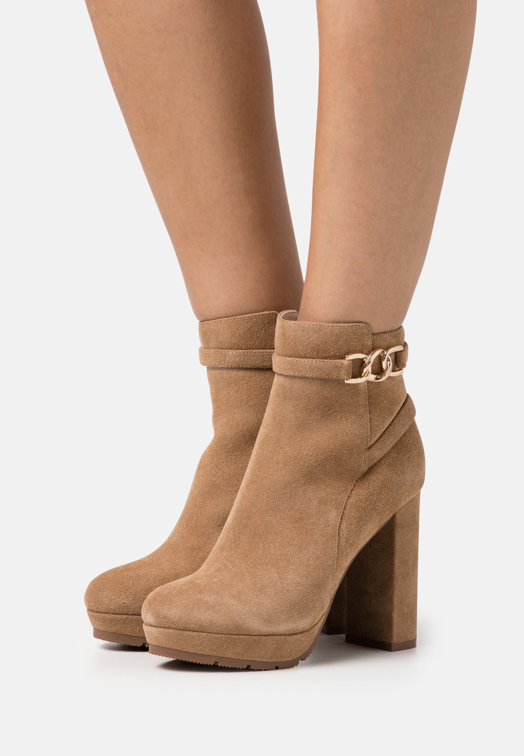 LEATHER- Platform ankle boots