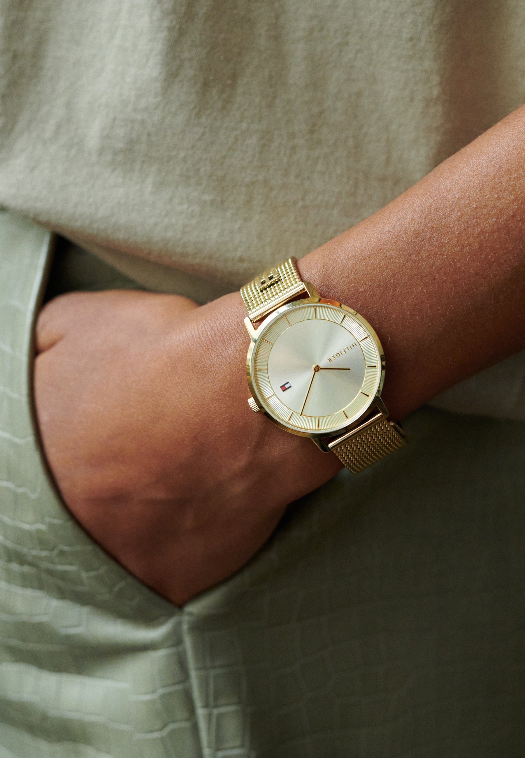 DRESSED UP - Watch