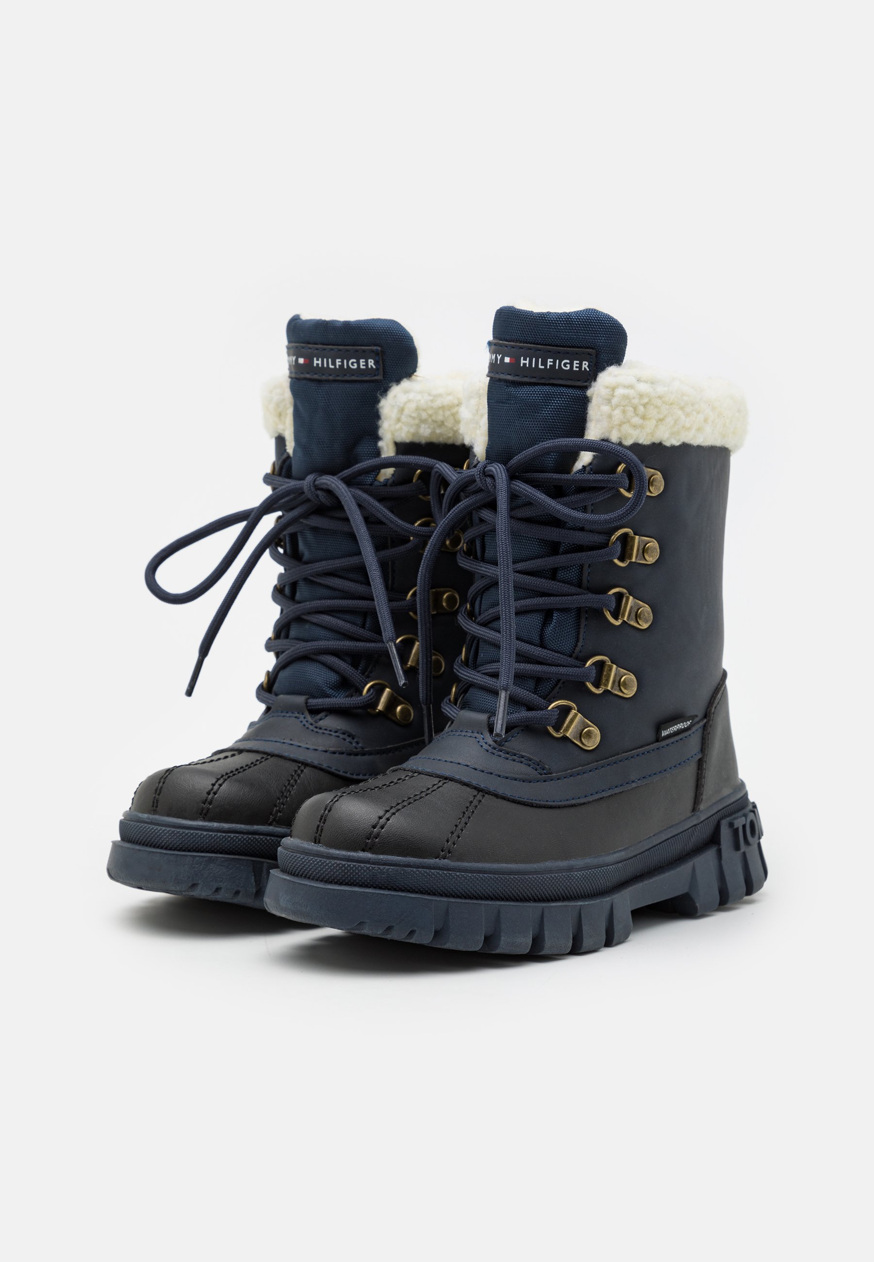 Winter boots