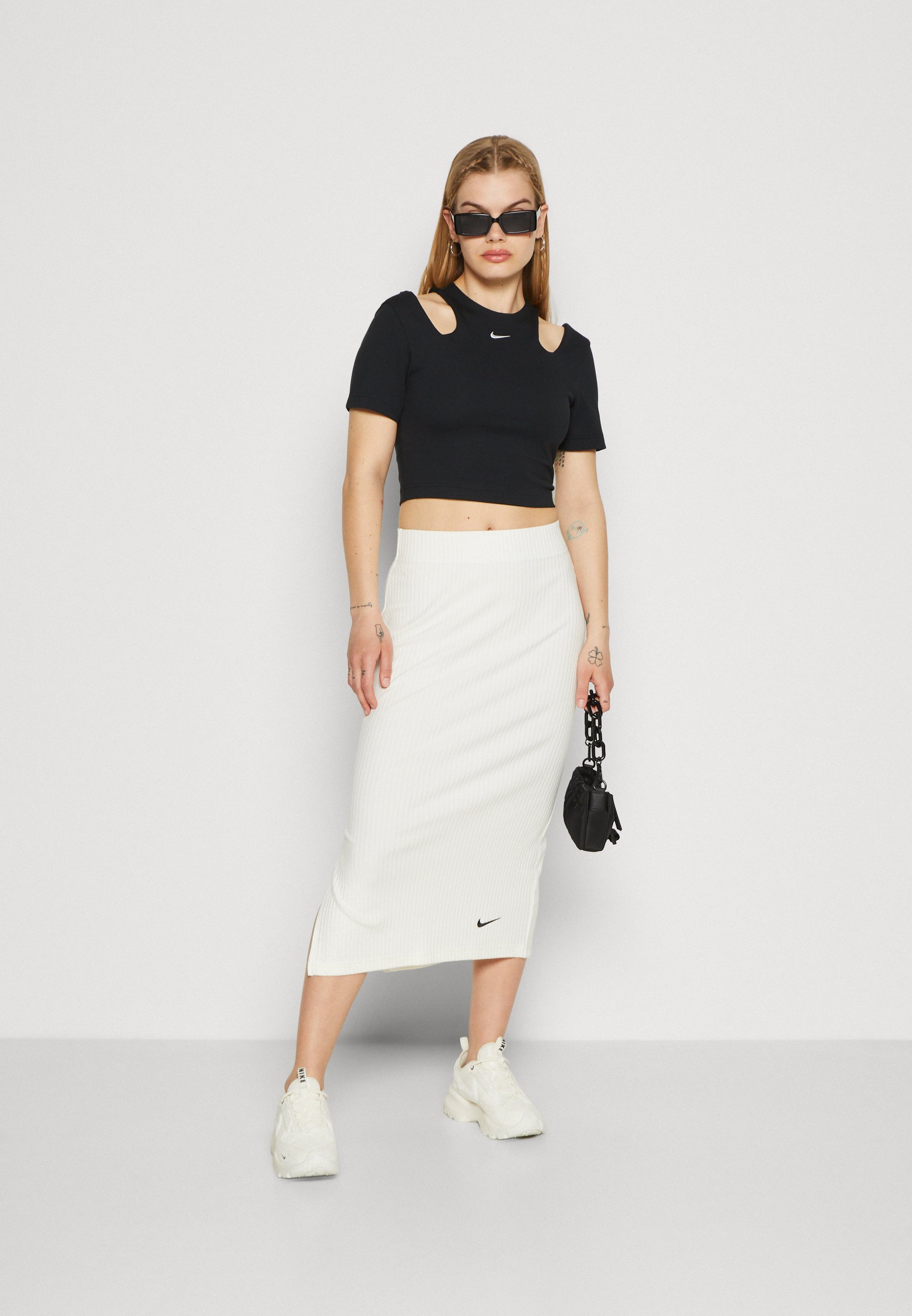 CUT OUT - Print T-shirt