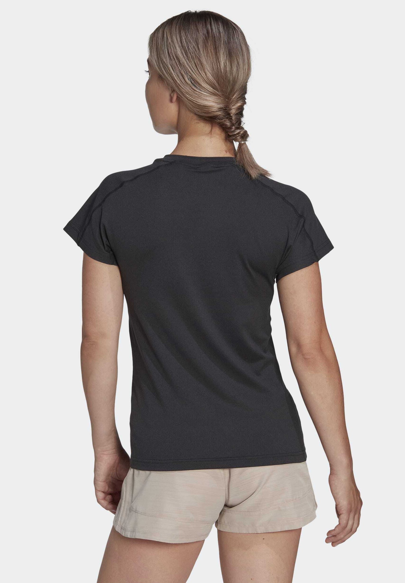 Sports T-shirt