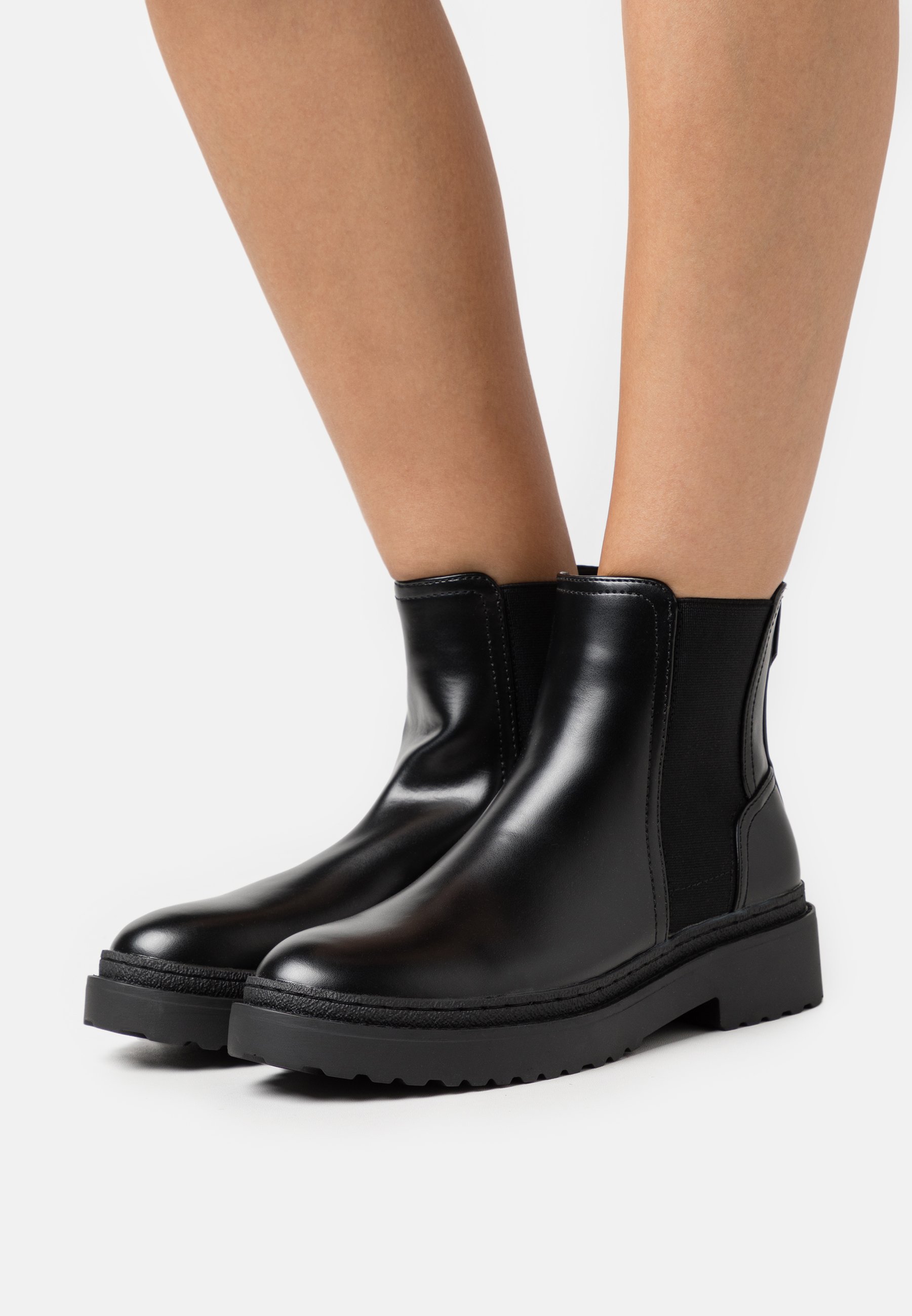 Platform ankle boots