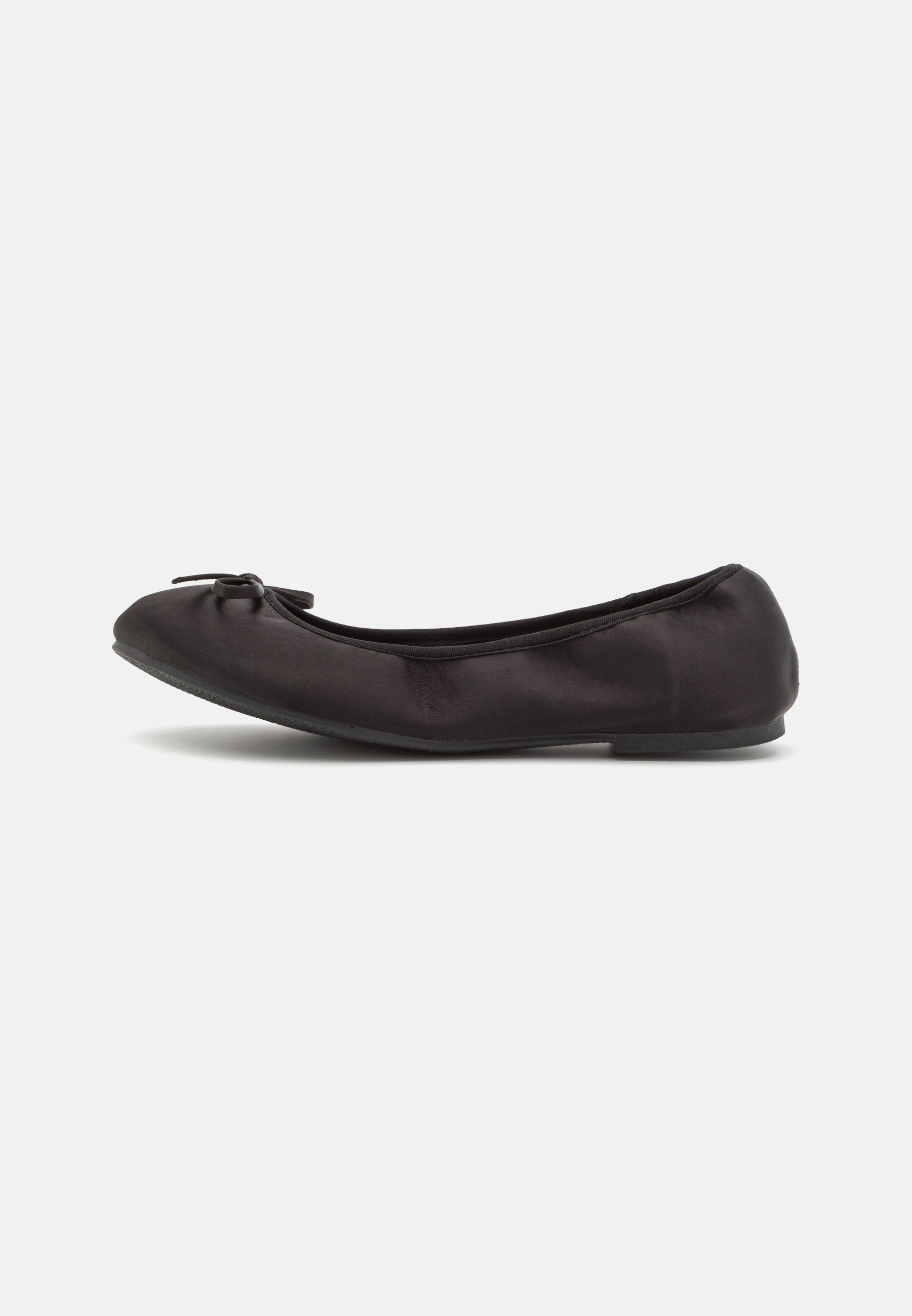 Ballet pumps