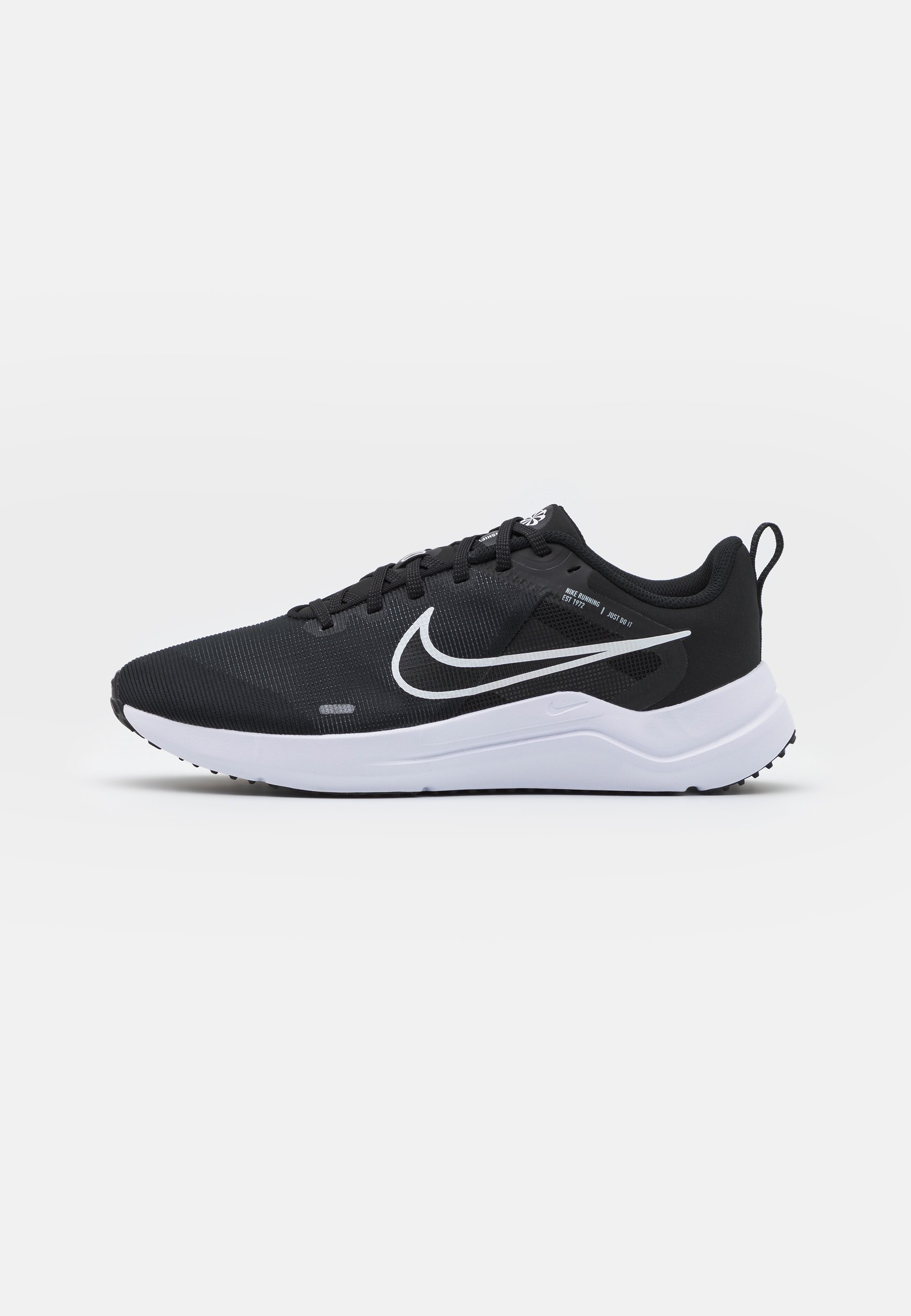 DOWNSHIFTER 12 - Neutral running shoes