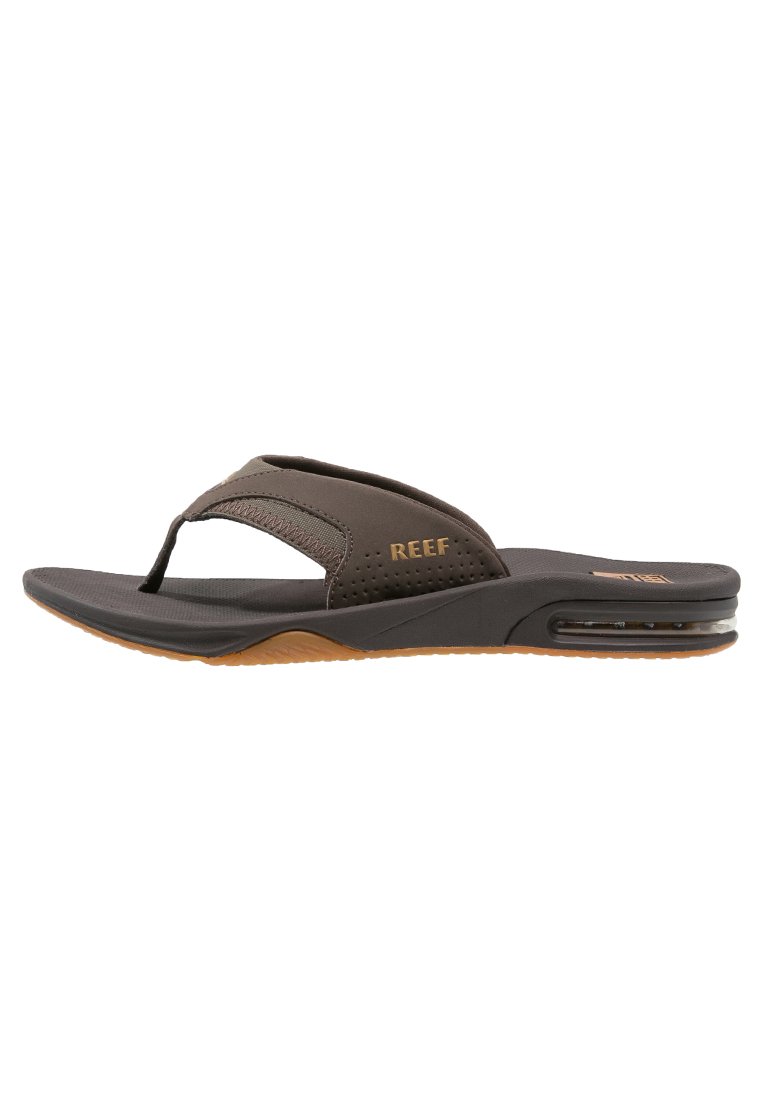 FANNING - T-bar sandals