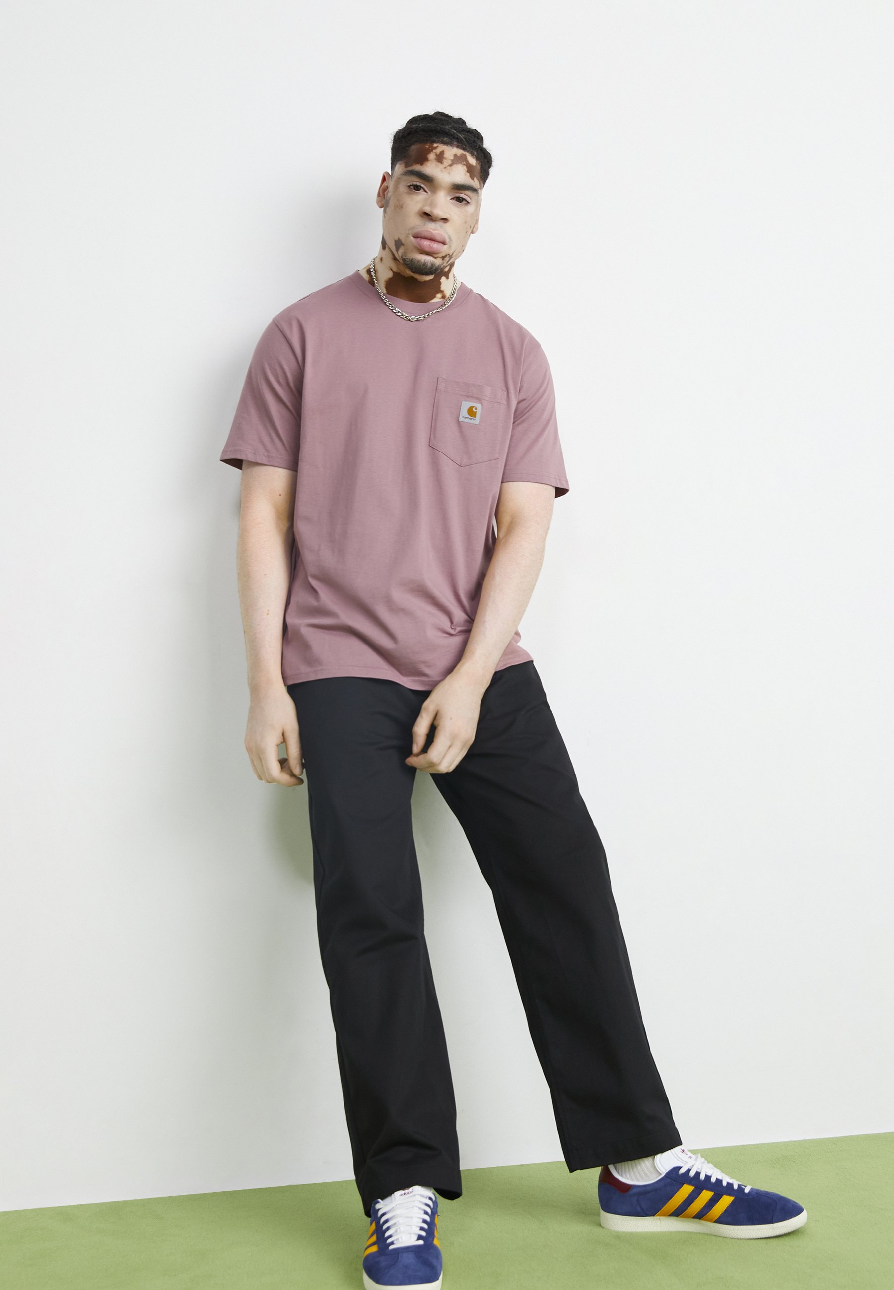 POCKET - Basic T-shirt