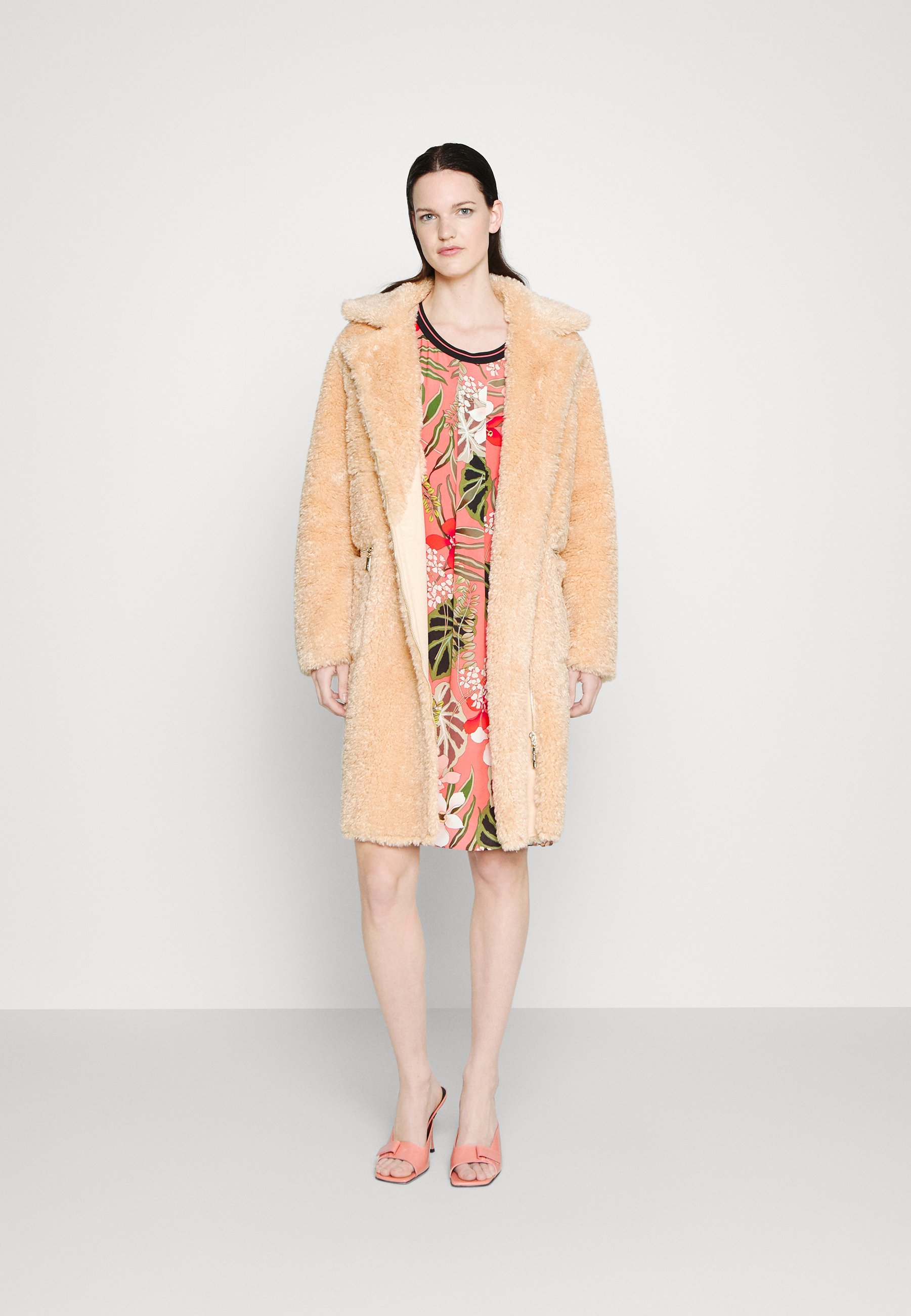 Classic coat