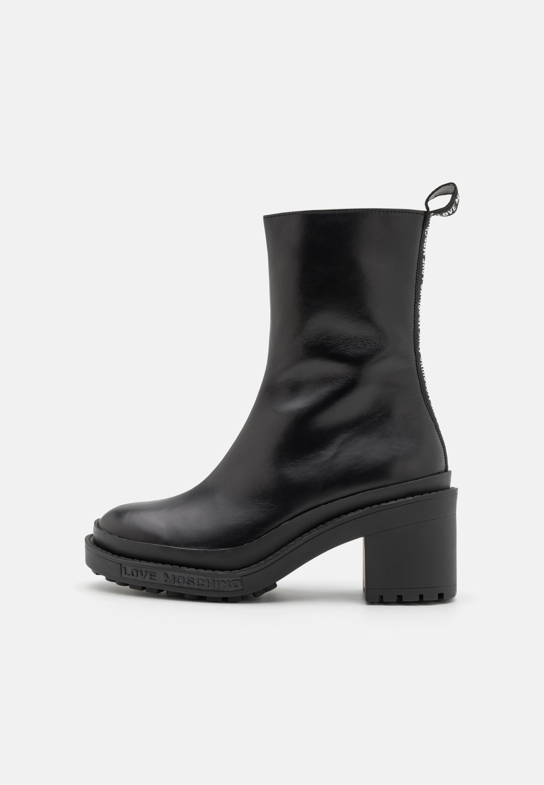 Platform ankle boots
