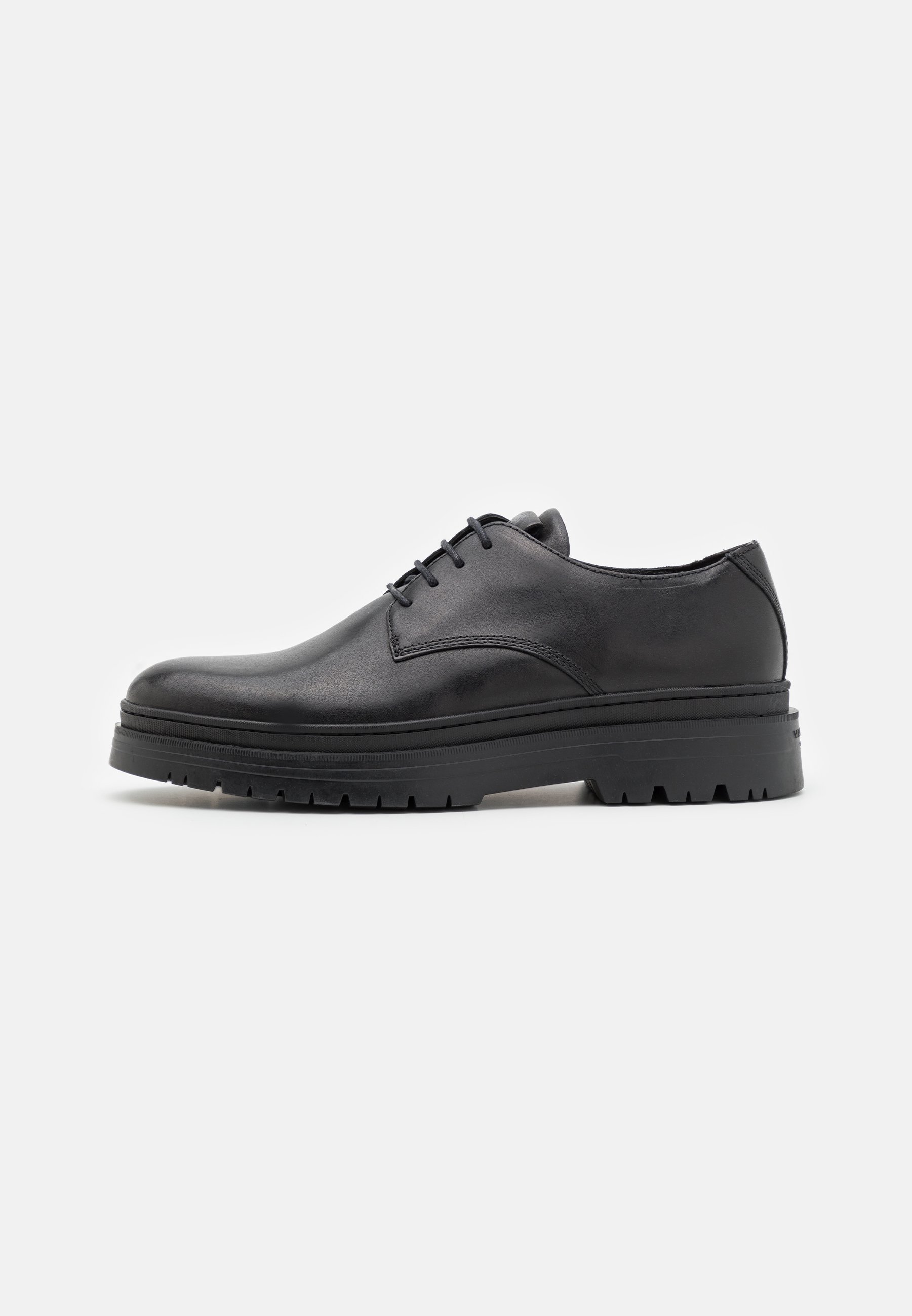 JAMES - Smart lace-ups