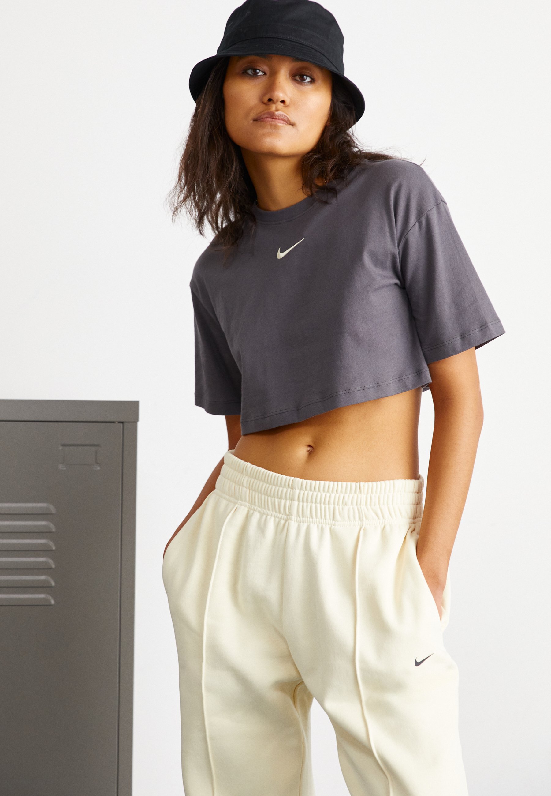 TREND CROP TEE - Basic T-shirt