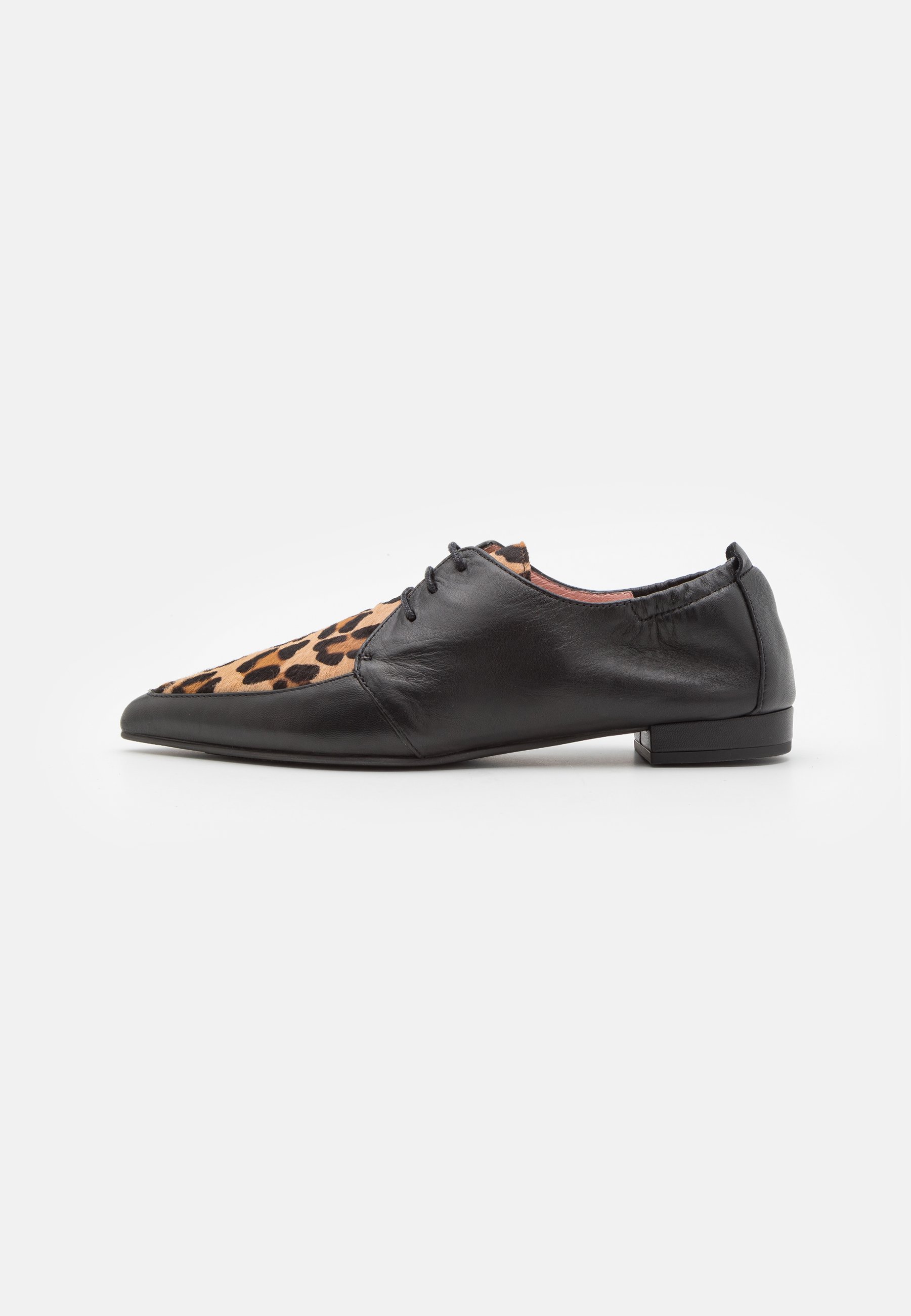 Lace-ups