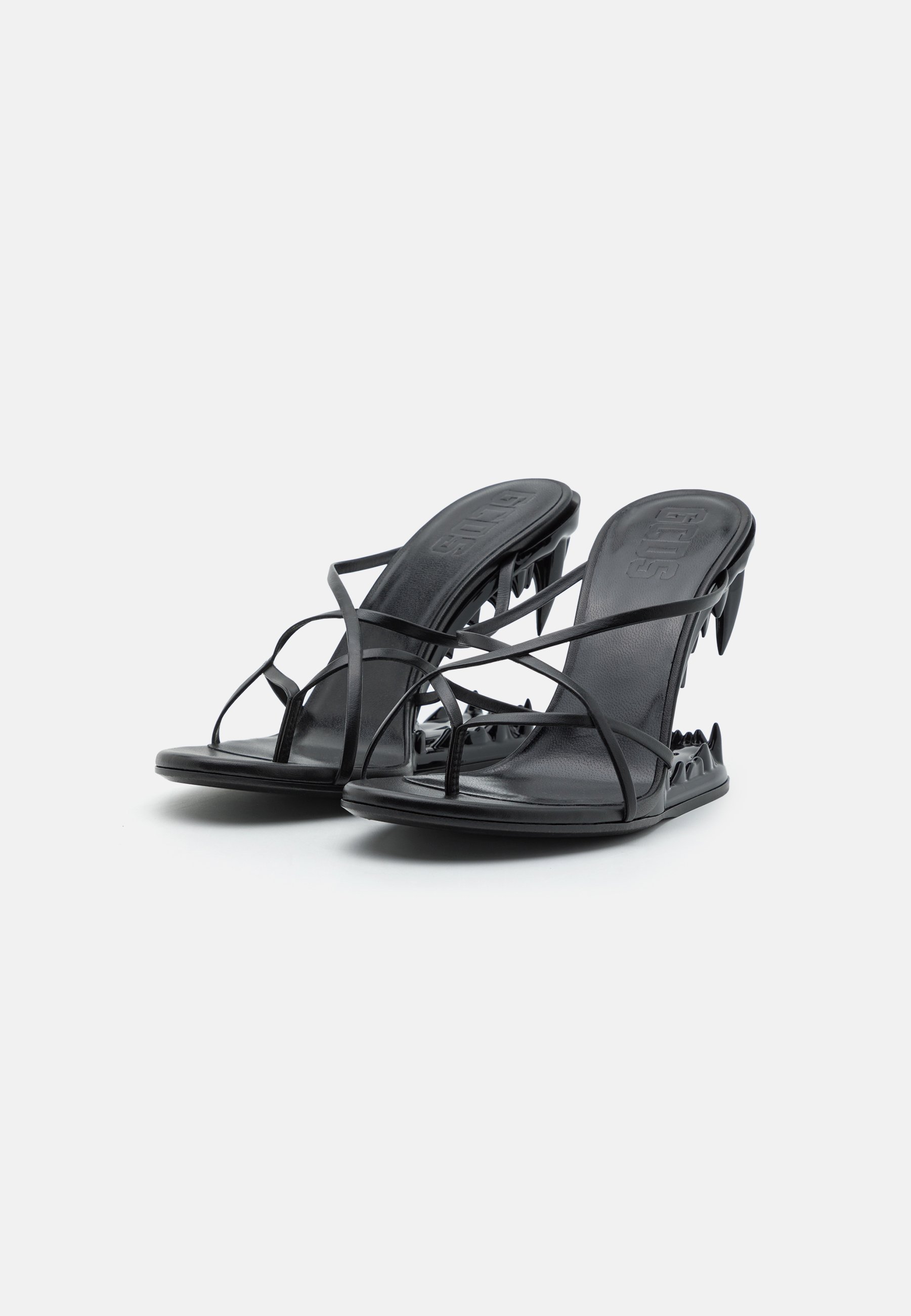 DEVOUR HEEL THONGS- T-bar sandals