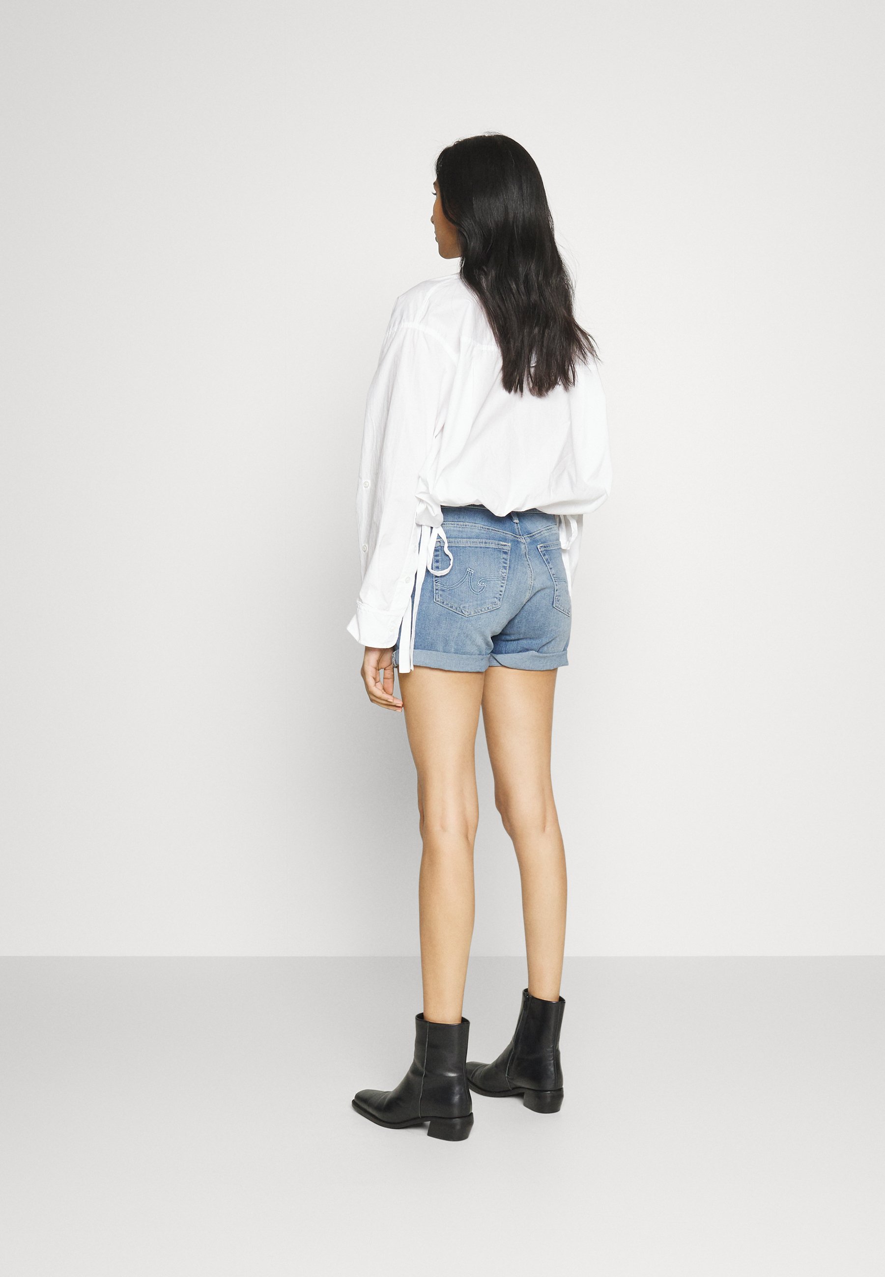 EX BOYFRIEND - Denim shorts
