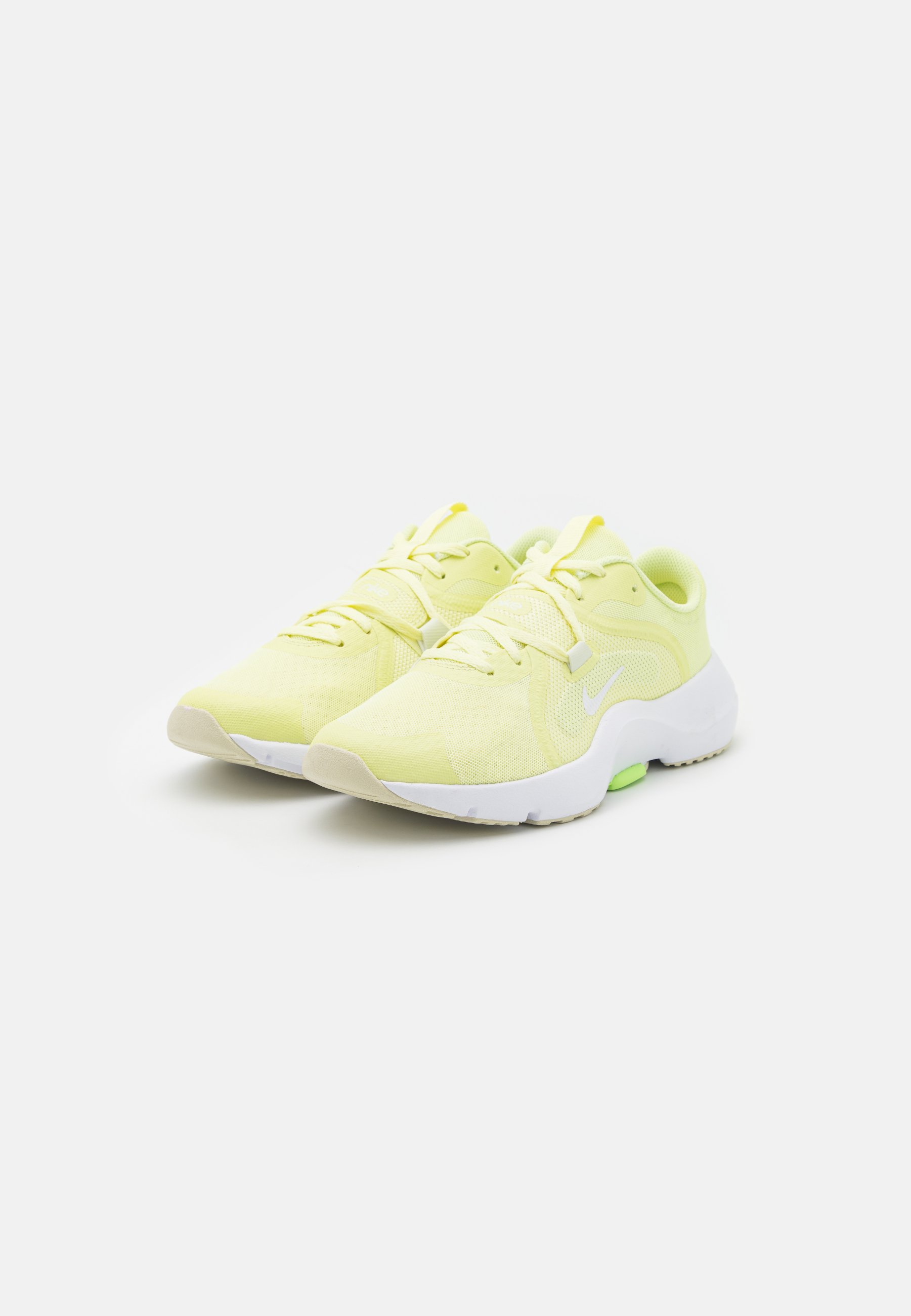 Training shoe