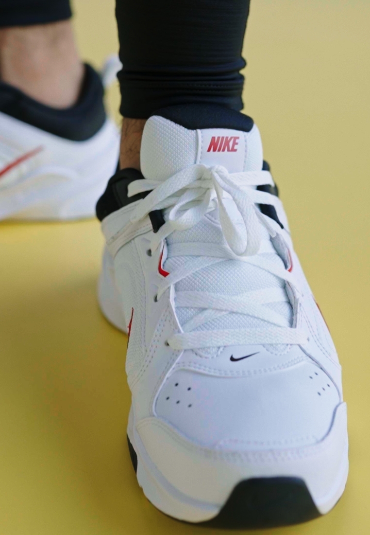 NIKE DEFYALLDAY - Training shoe